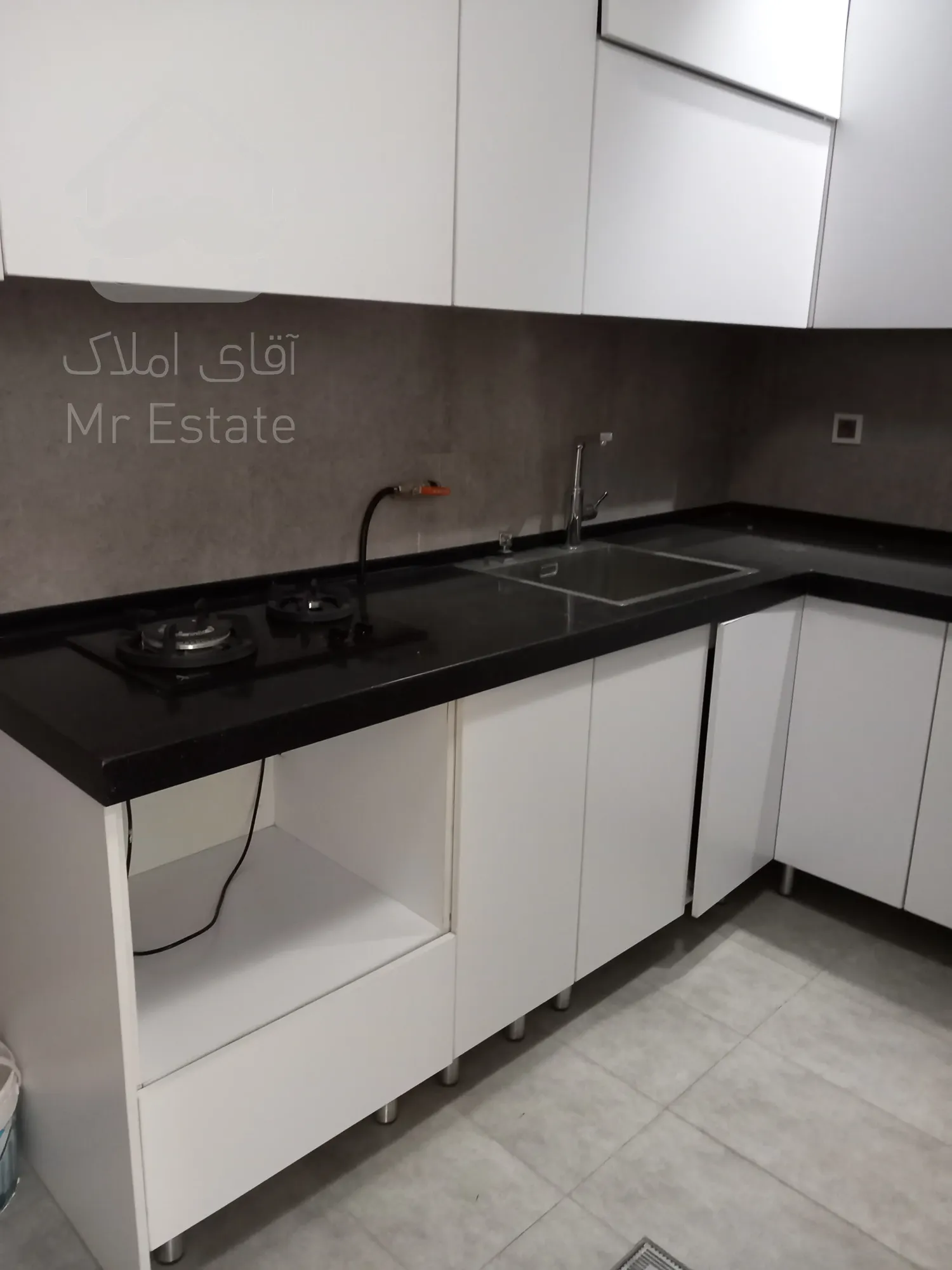 150 متر قیطریه