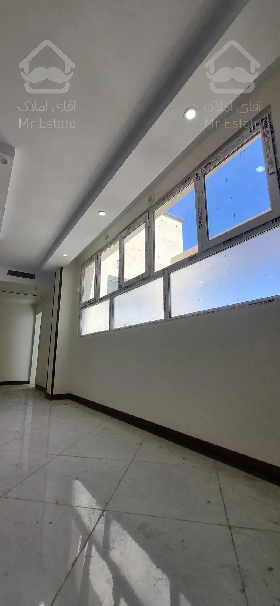 ۷۲ متر برج بام کلیدنخورده