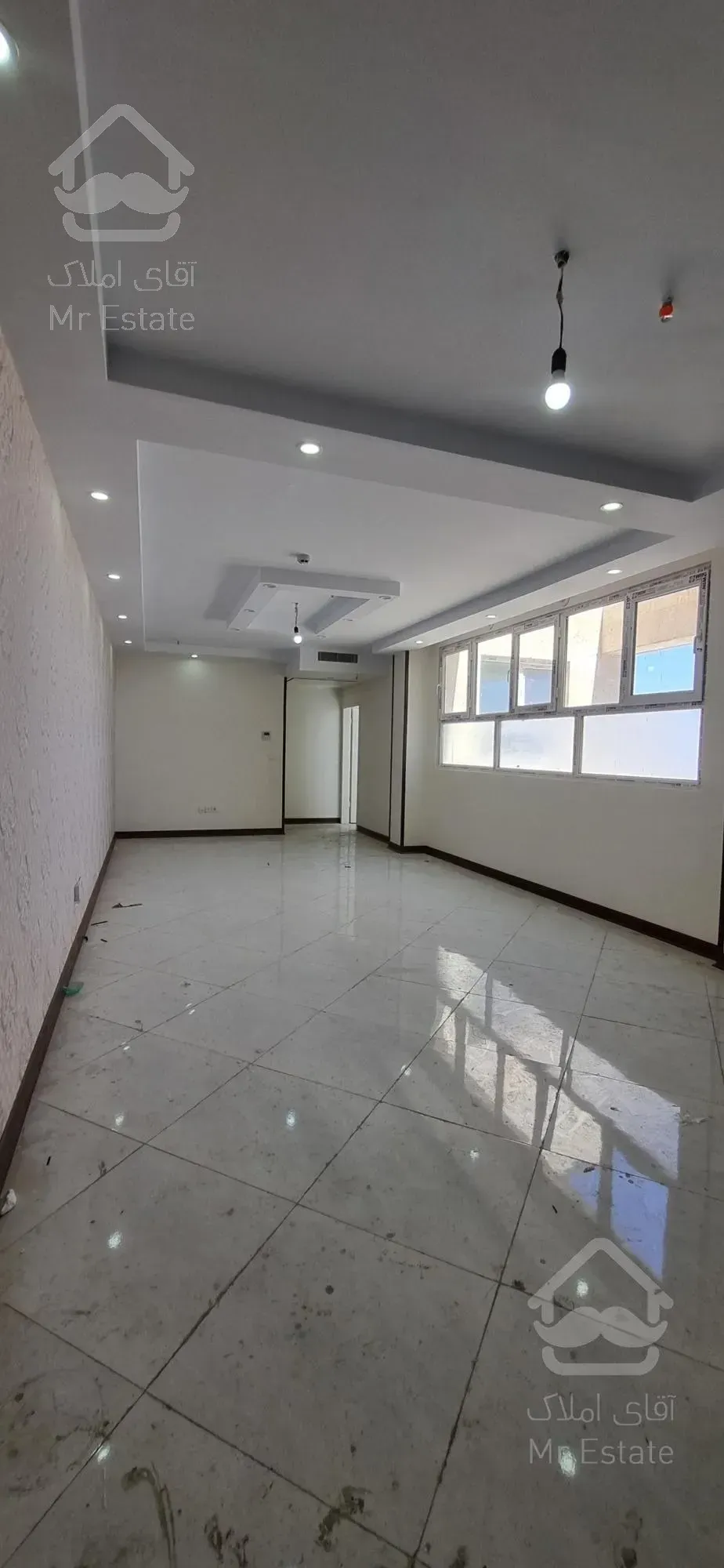 ۷۲ متر برج بام کلیدنخورده