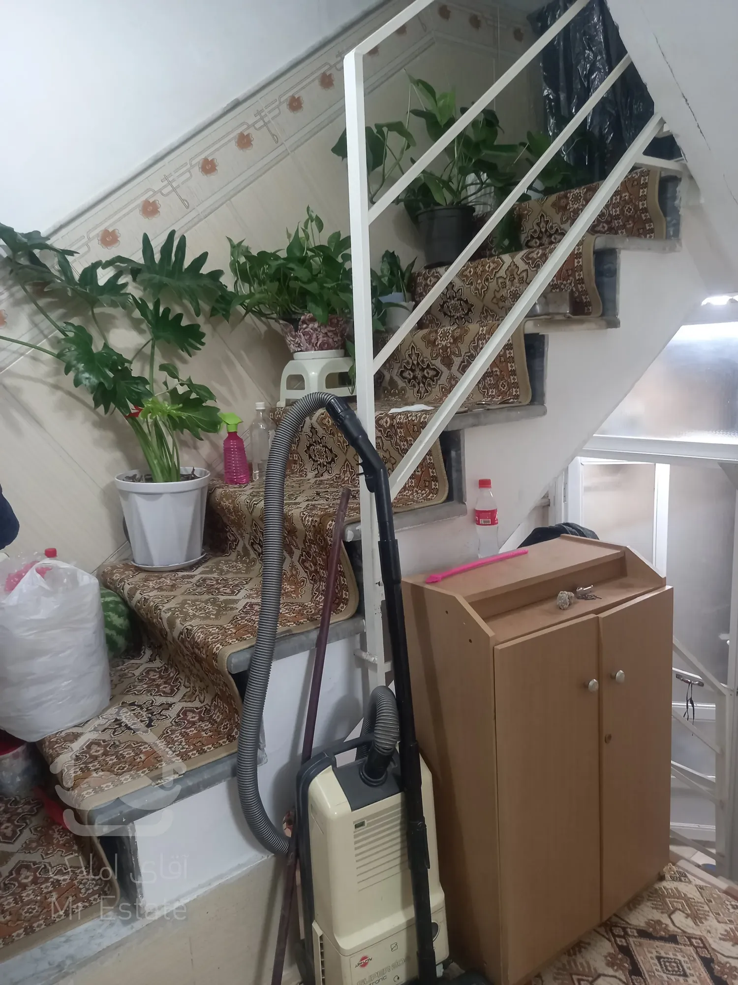 خانه پشت قواره دو طبقه در شهرک فاطمیه