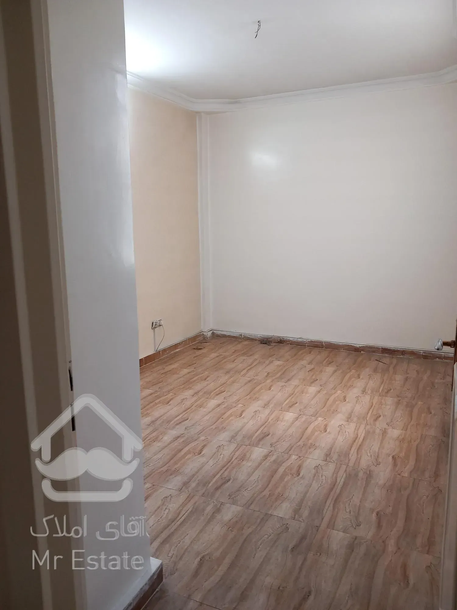 قلهک 114 متر سند اداری