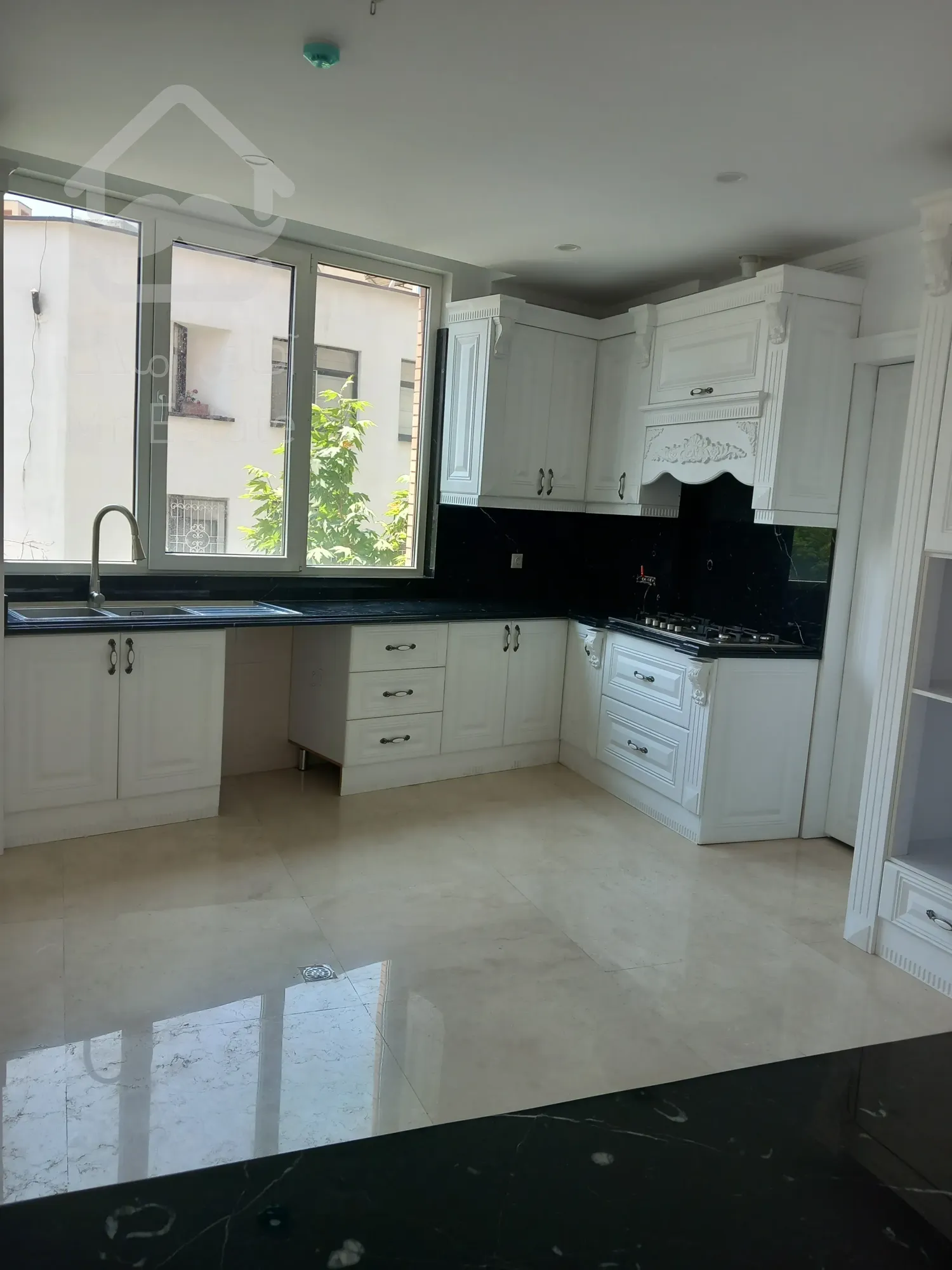 فروش 100 متر بنی هاشم