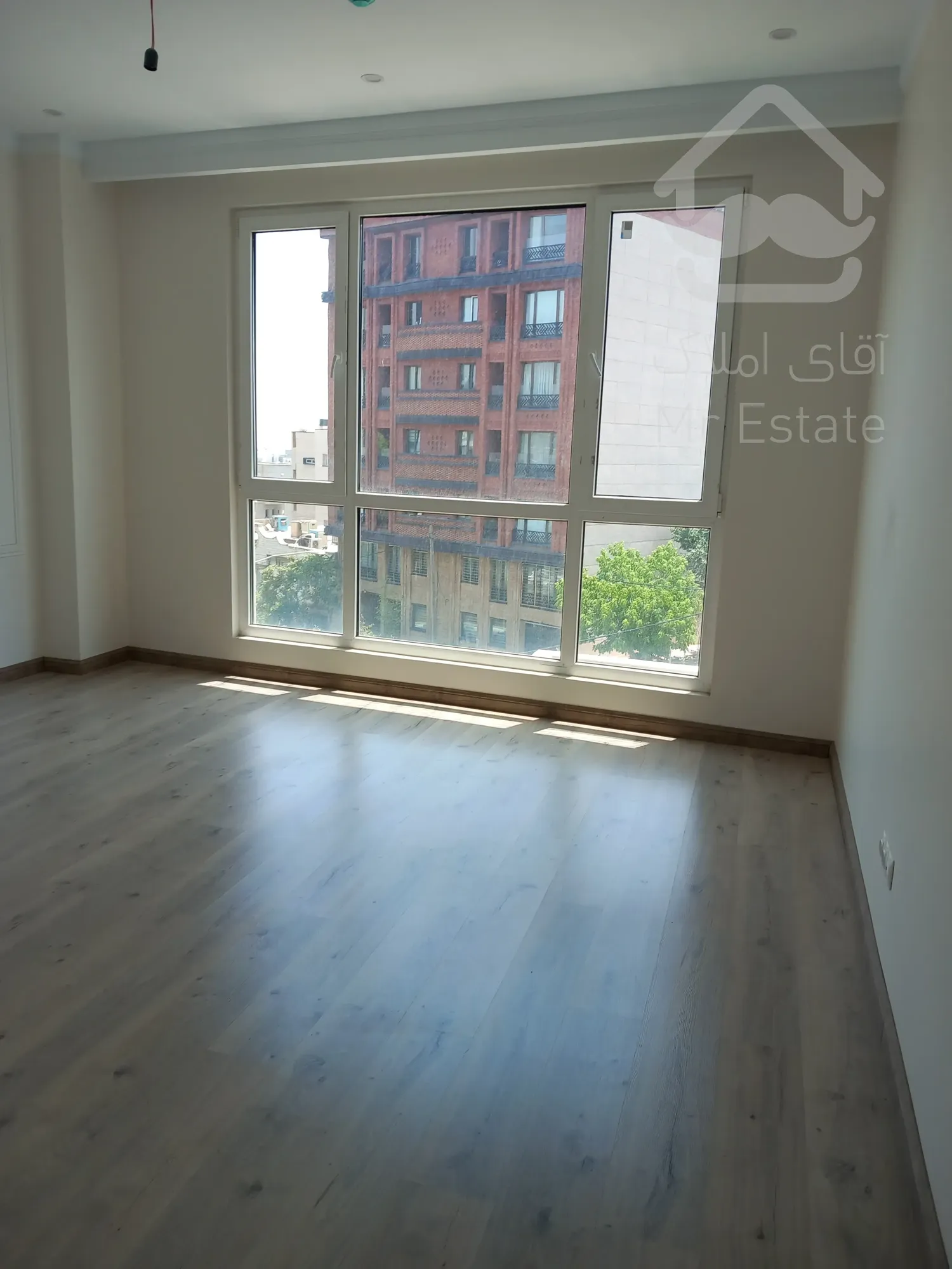 فروش 140 متری اقدسیه