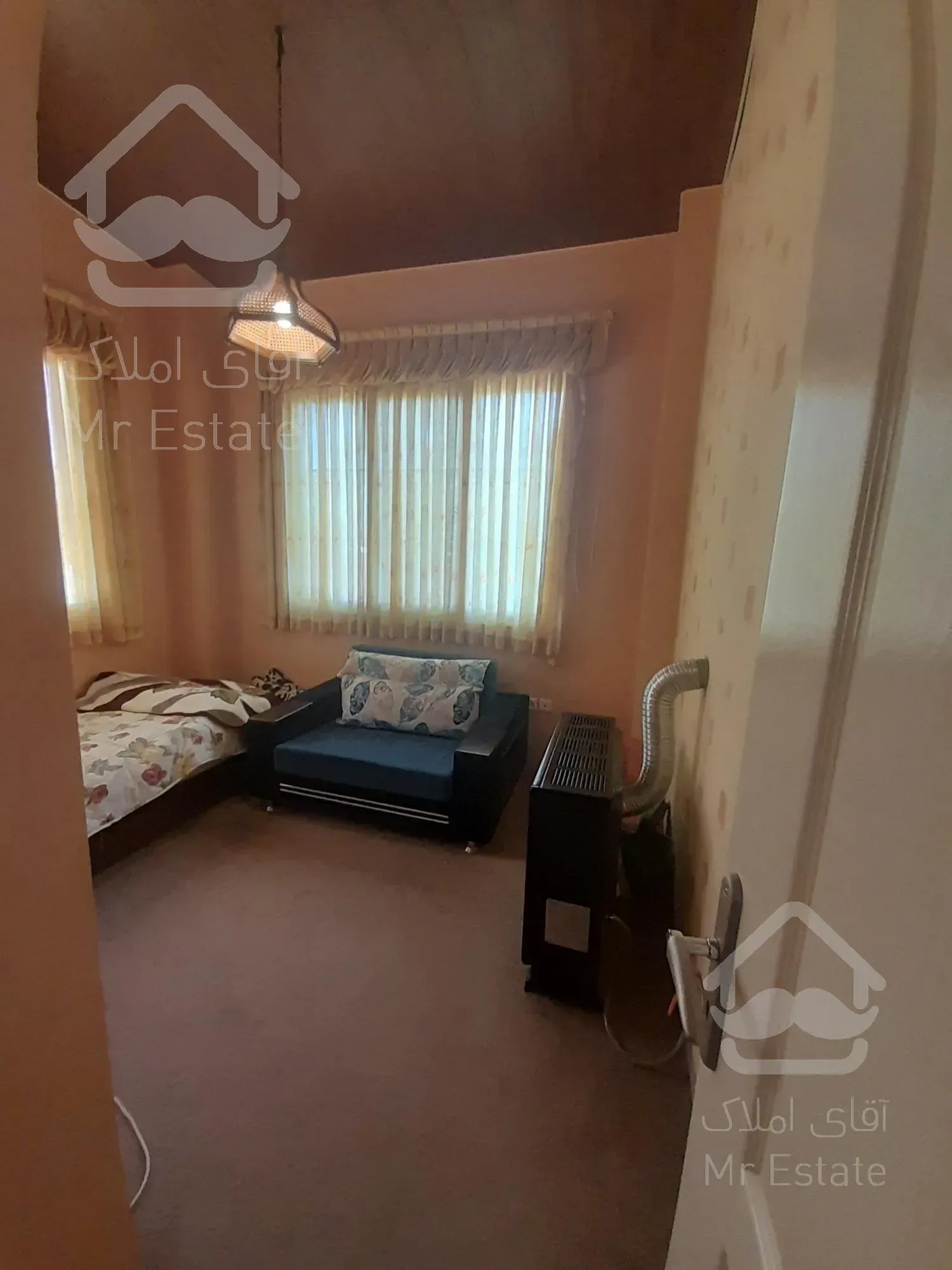 ویلا لاکچری شهمیرزاد با توپوگرافی خاص و منظر رویایی،فول فرنیش