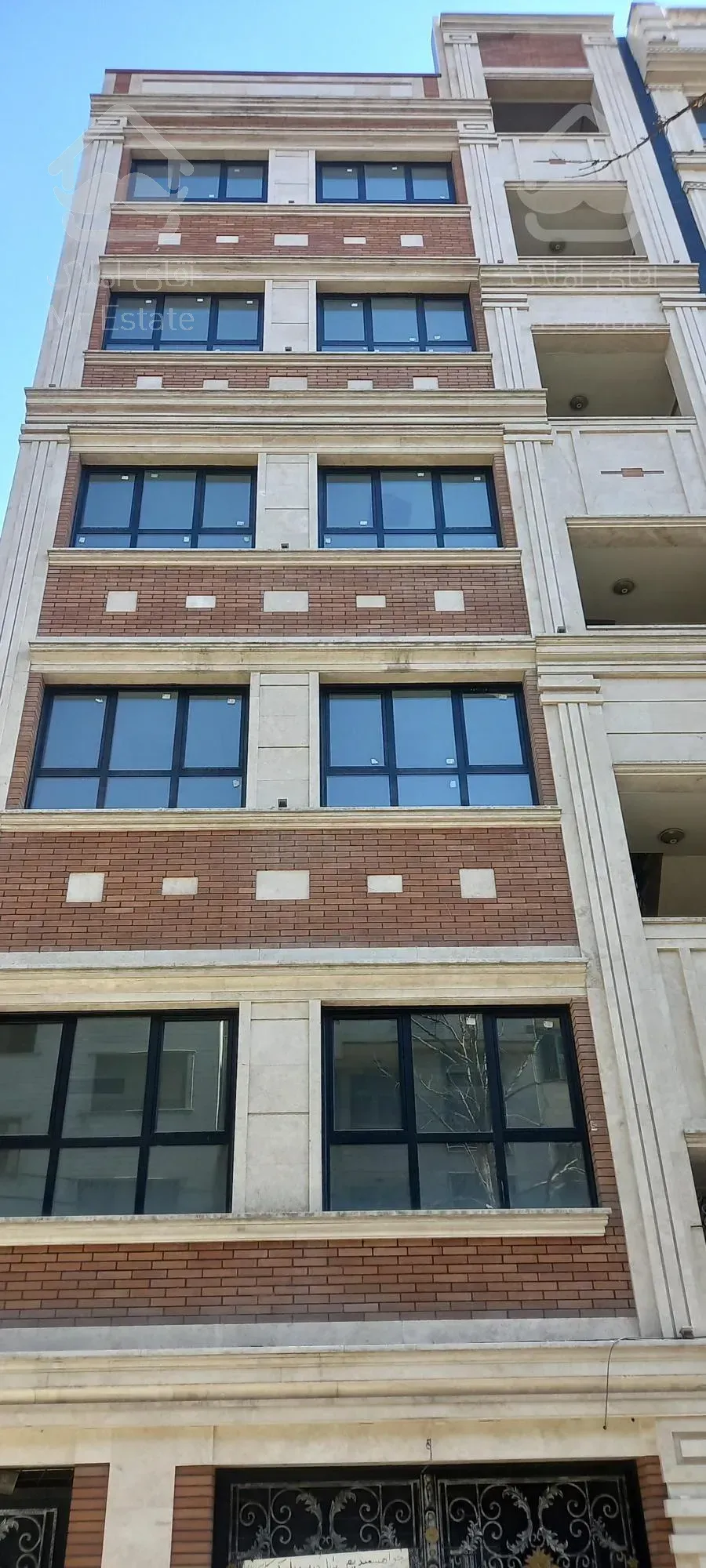 ۱۴۰۰ متر سند اداری مستغلات نوساز