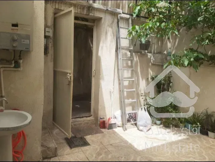 منزل ۵۰ متری دربست