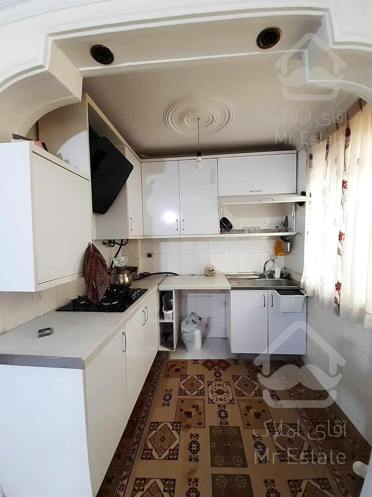 فروش ۴۰ متر ۱ خواب با سالن پرده خور در کارون