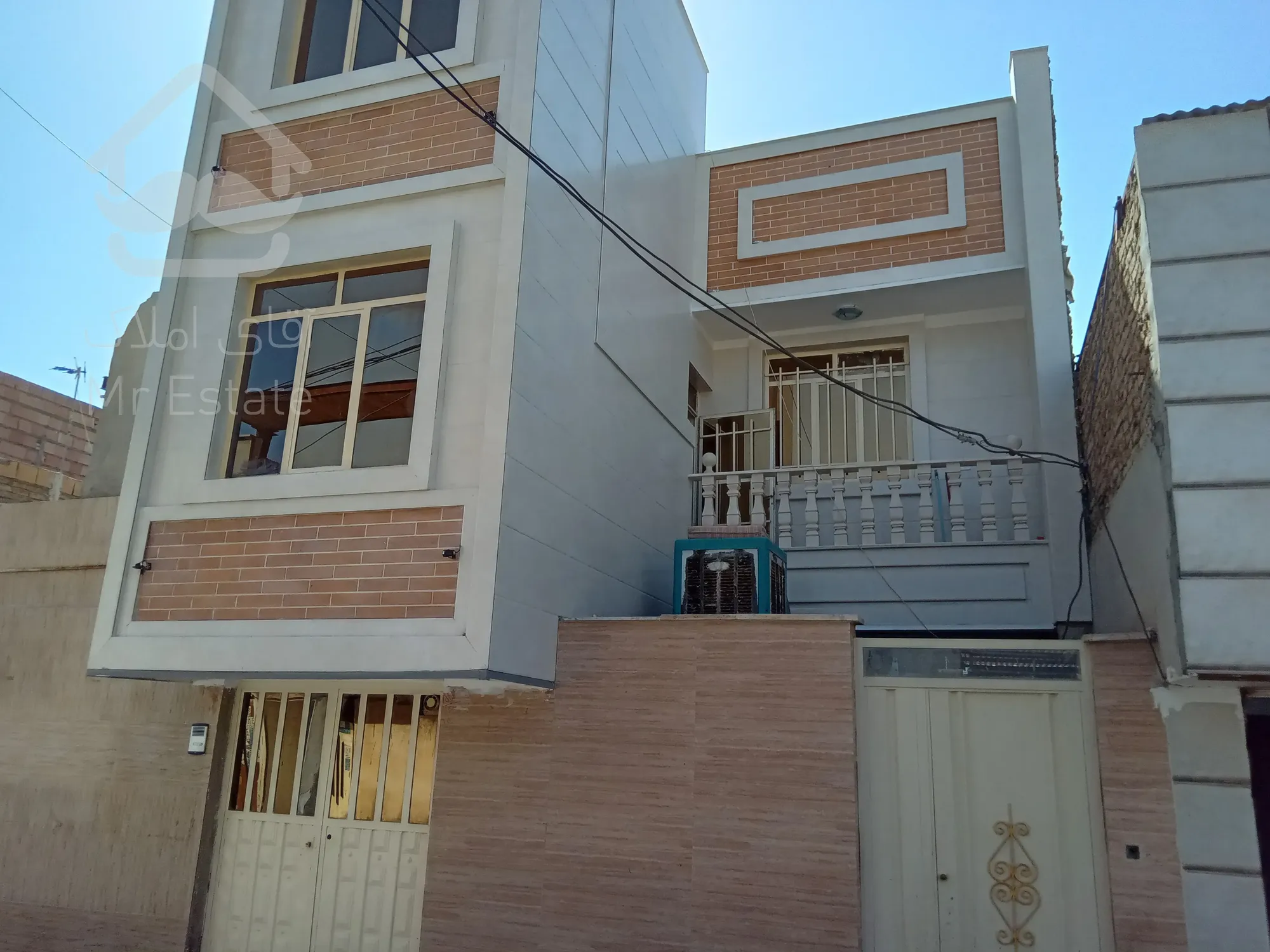 اپارتمان دو طبقه