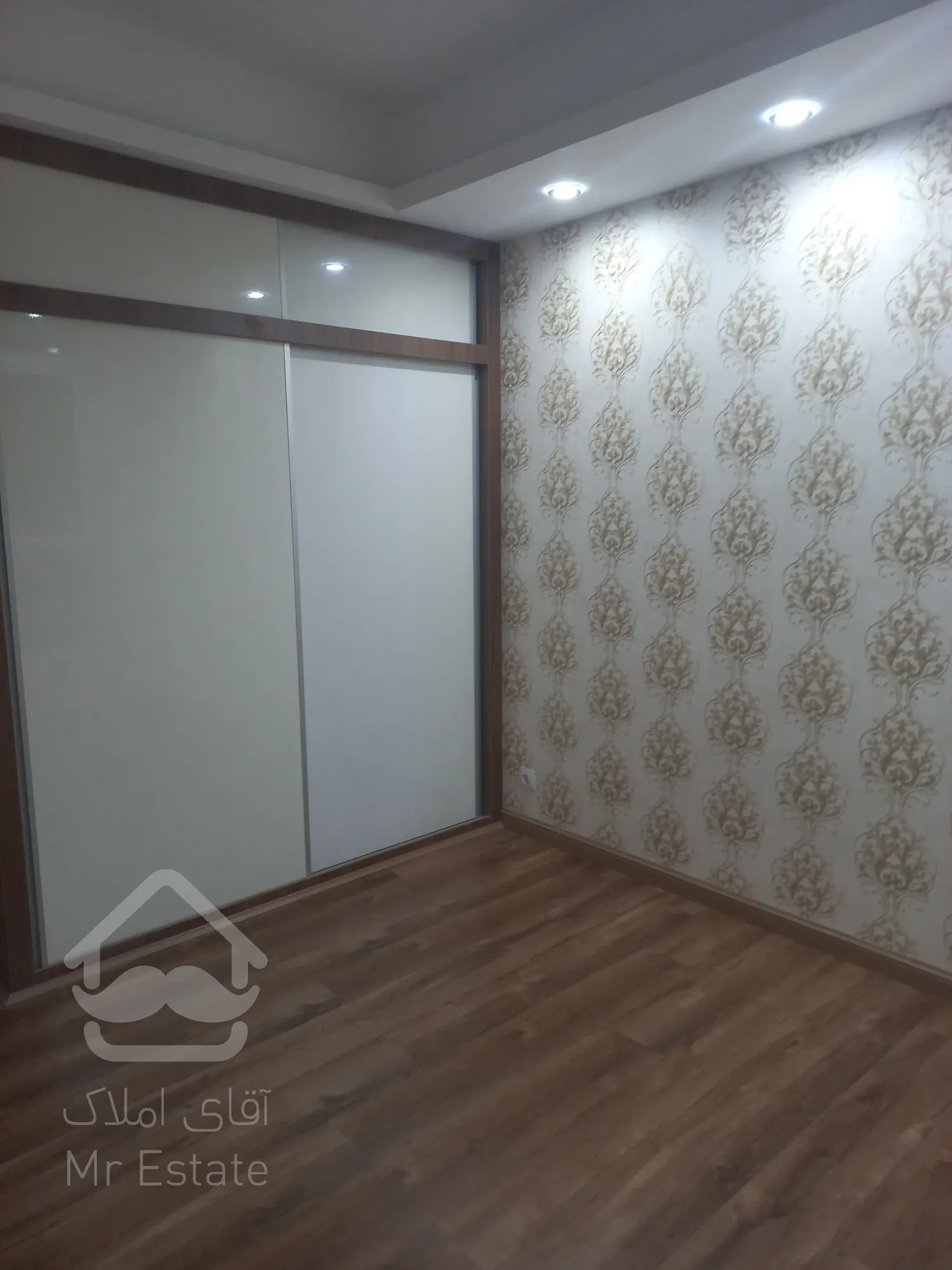 فروش 113 متری دولت