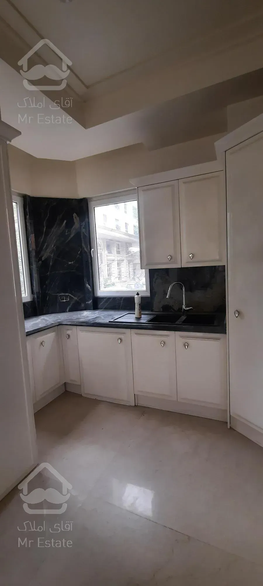 فروش آپارتمان ۱۸۰ متری درفرمانیه ۱