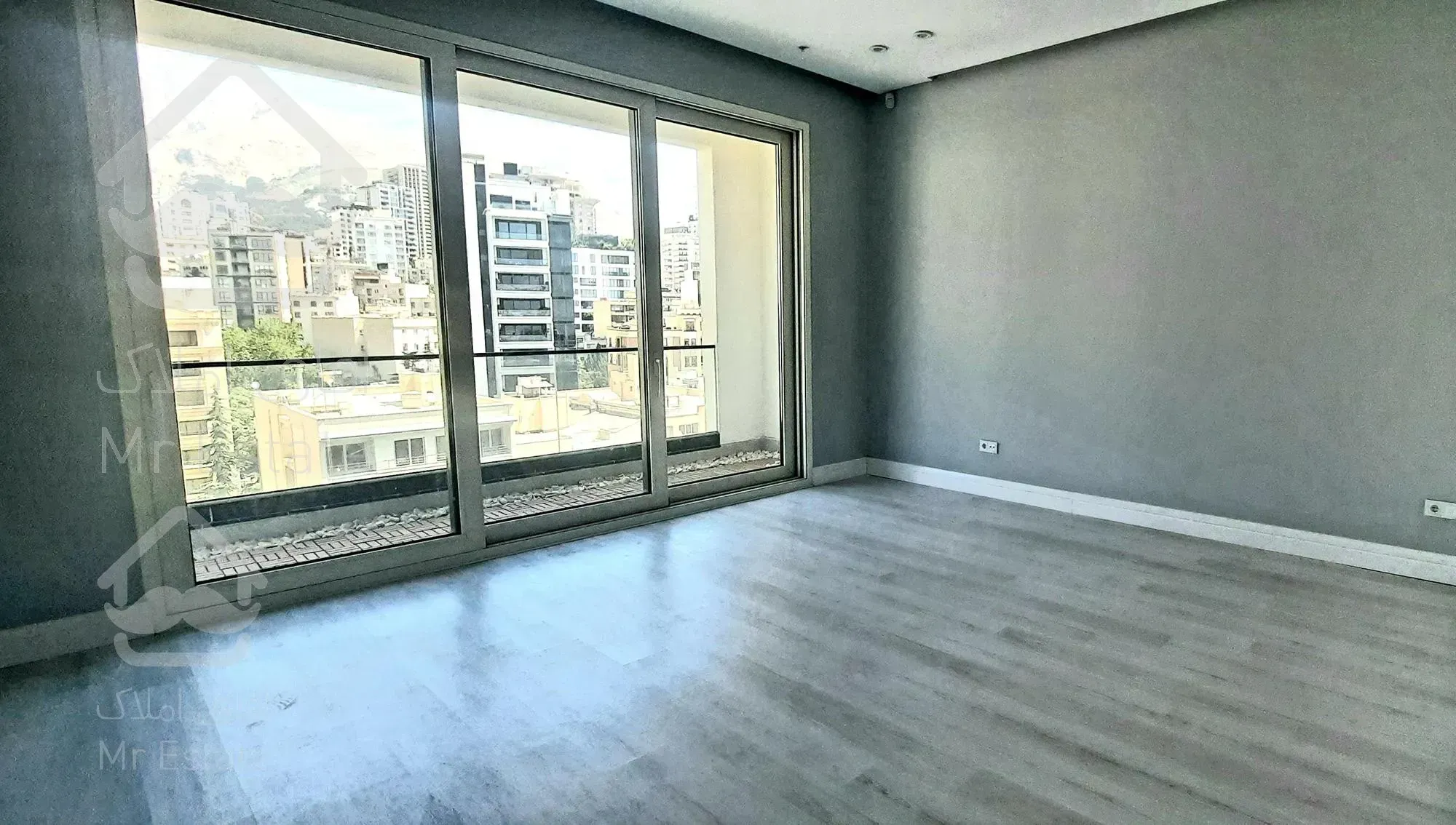 فروش آپارتمان ۲۶۸ متری  مدرن در کامرانیه