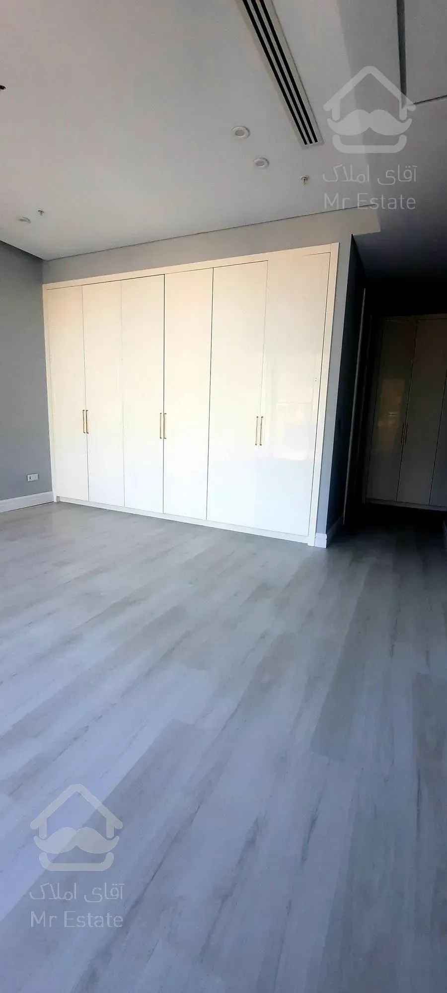 فروش آپارتمان ۲۶۶ متری برند در کامرانیه