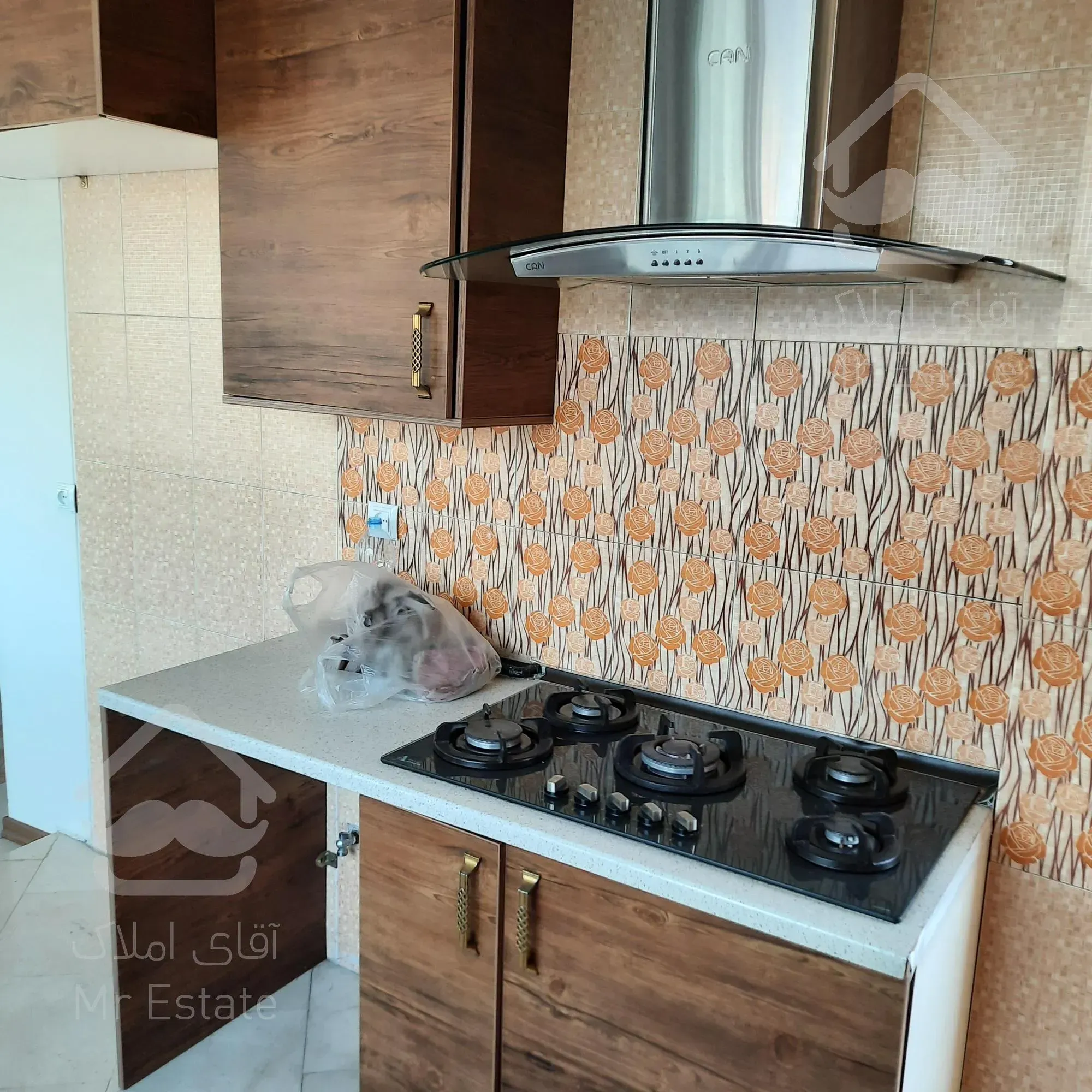 ۱۲۰ متر سه خوابه فول میدان سپاه