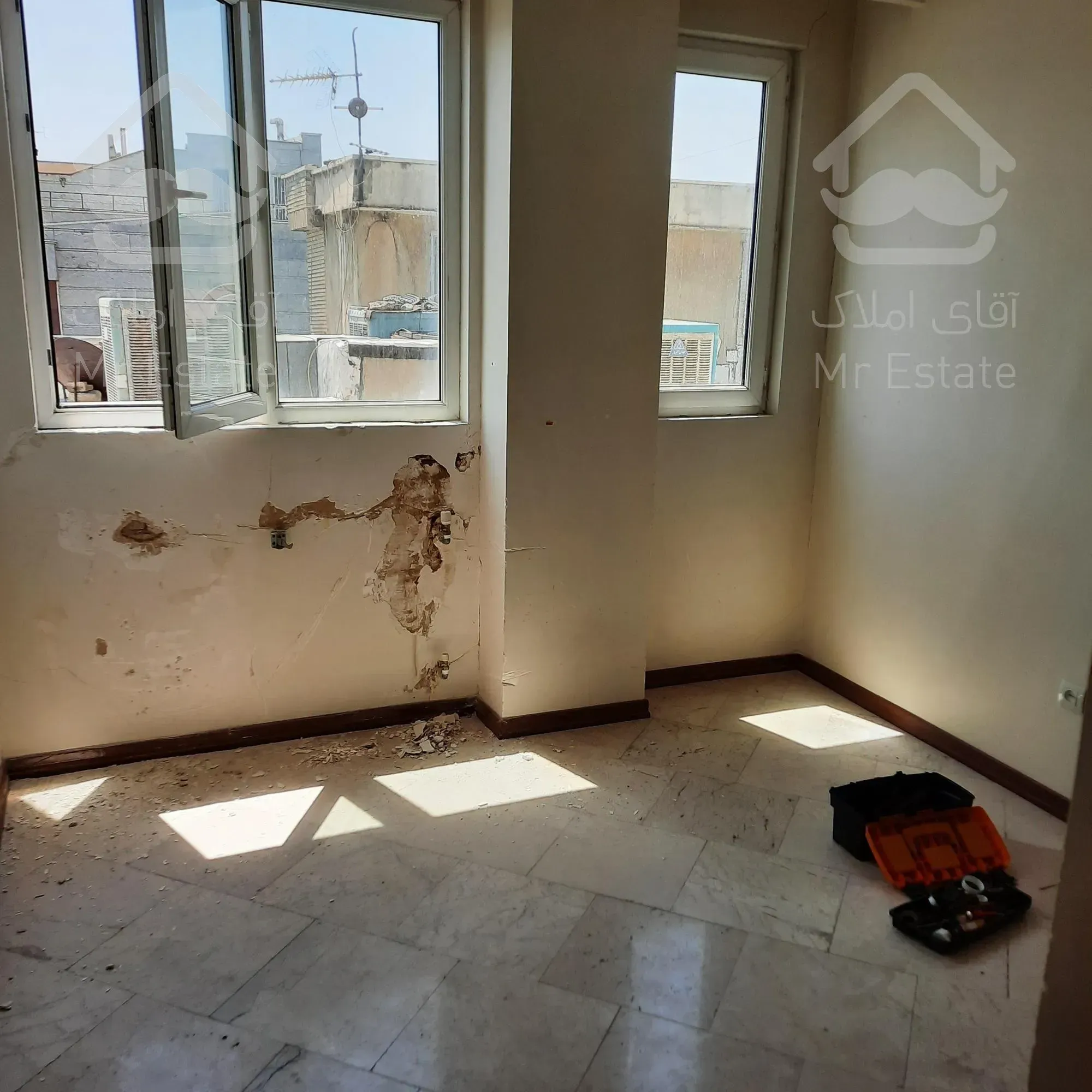 ۱۲۰ متر سه خوابه فول میدان سپاه