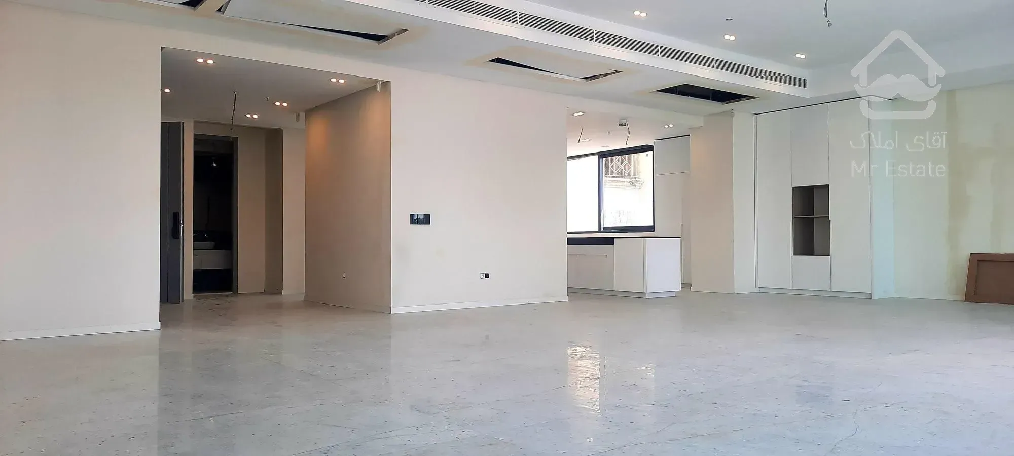 فروش برج باغ ۳۳۰ متری در کامرانیه