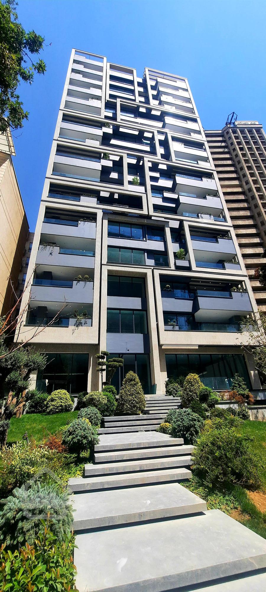فروش آپارتمان ۳۲۵ متری در برج باغ کامرانیه