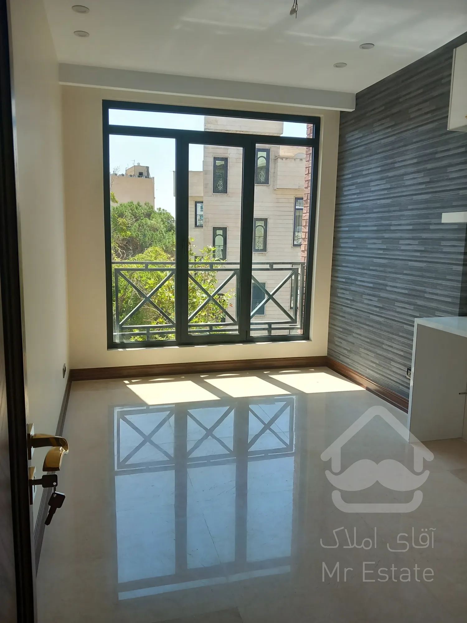 فروش 150 متر پاسداران