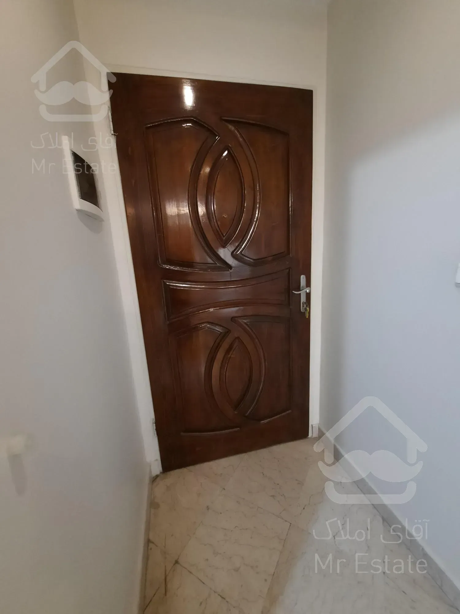 میرداماد ۸۱مترهمافیس*۲خواب*لابی مجلل*تخلیه