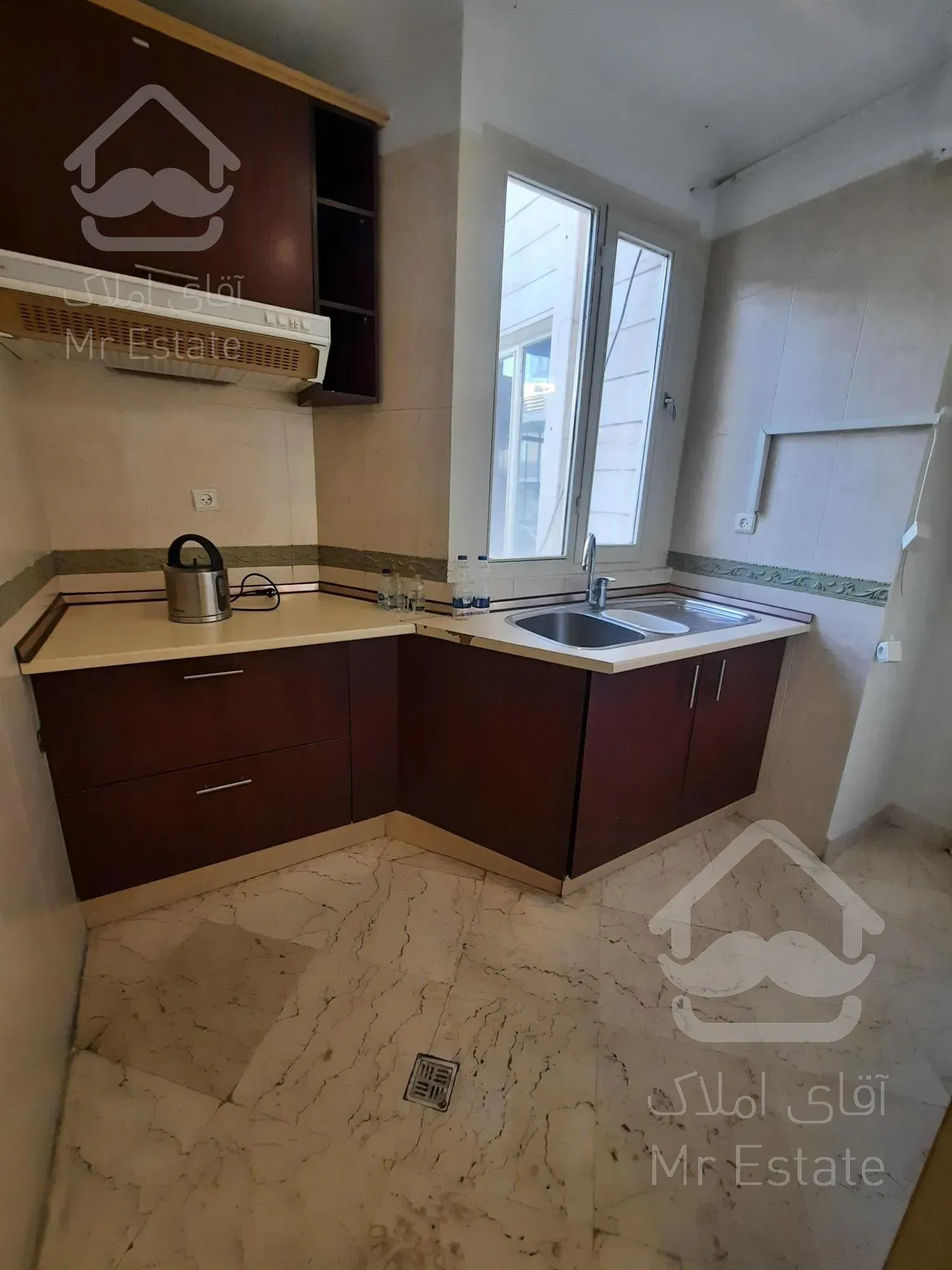 میرداماد ۸۱مترهمافیس*۲خواب*لابی مجلل*تخلیه