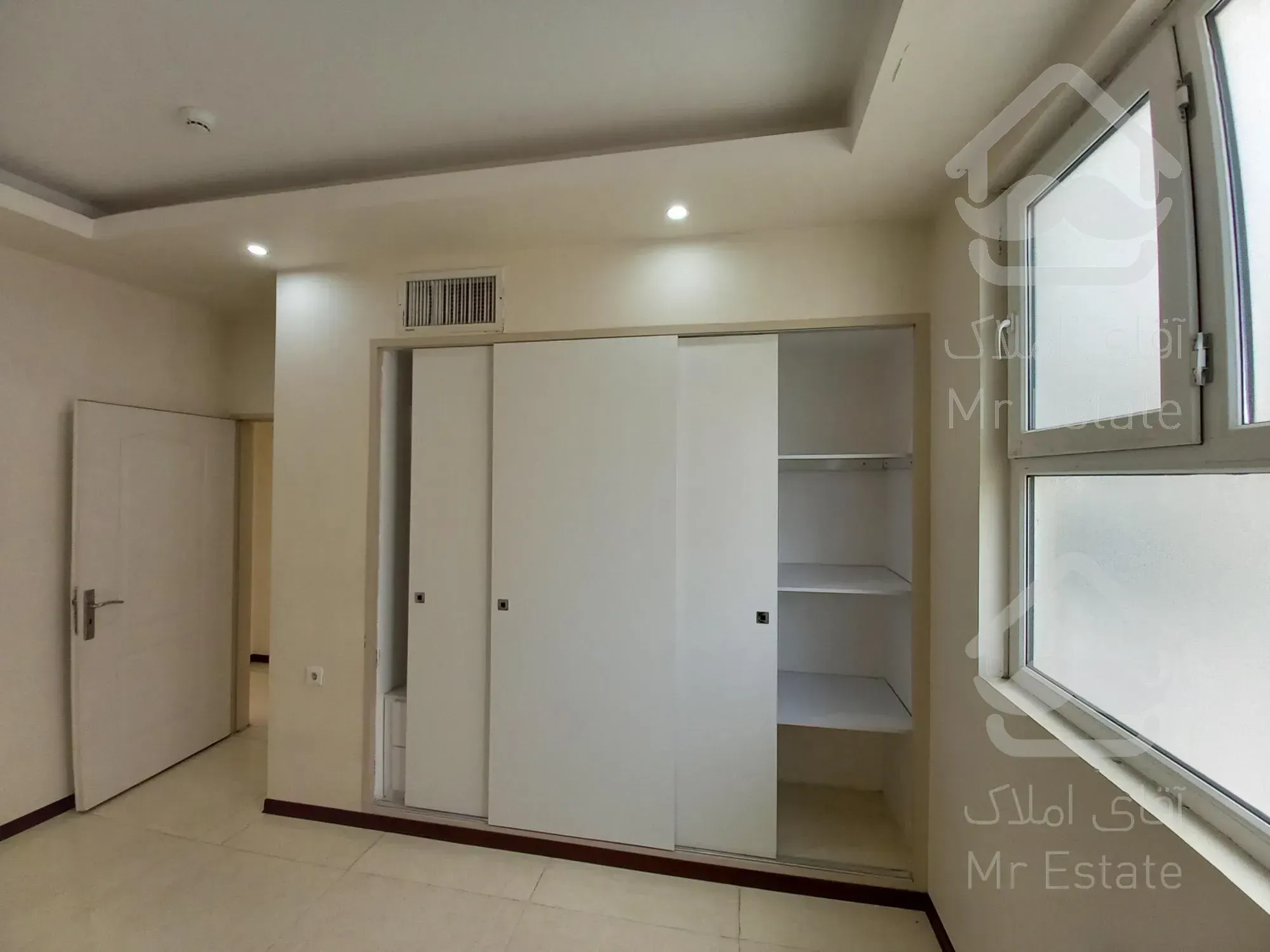 آپارتمان،۱۶۸متر،سه خوابه،گلشهر