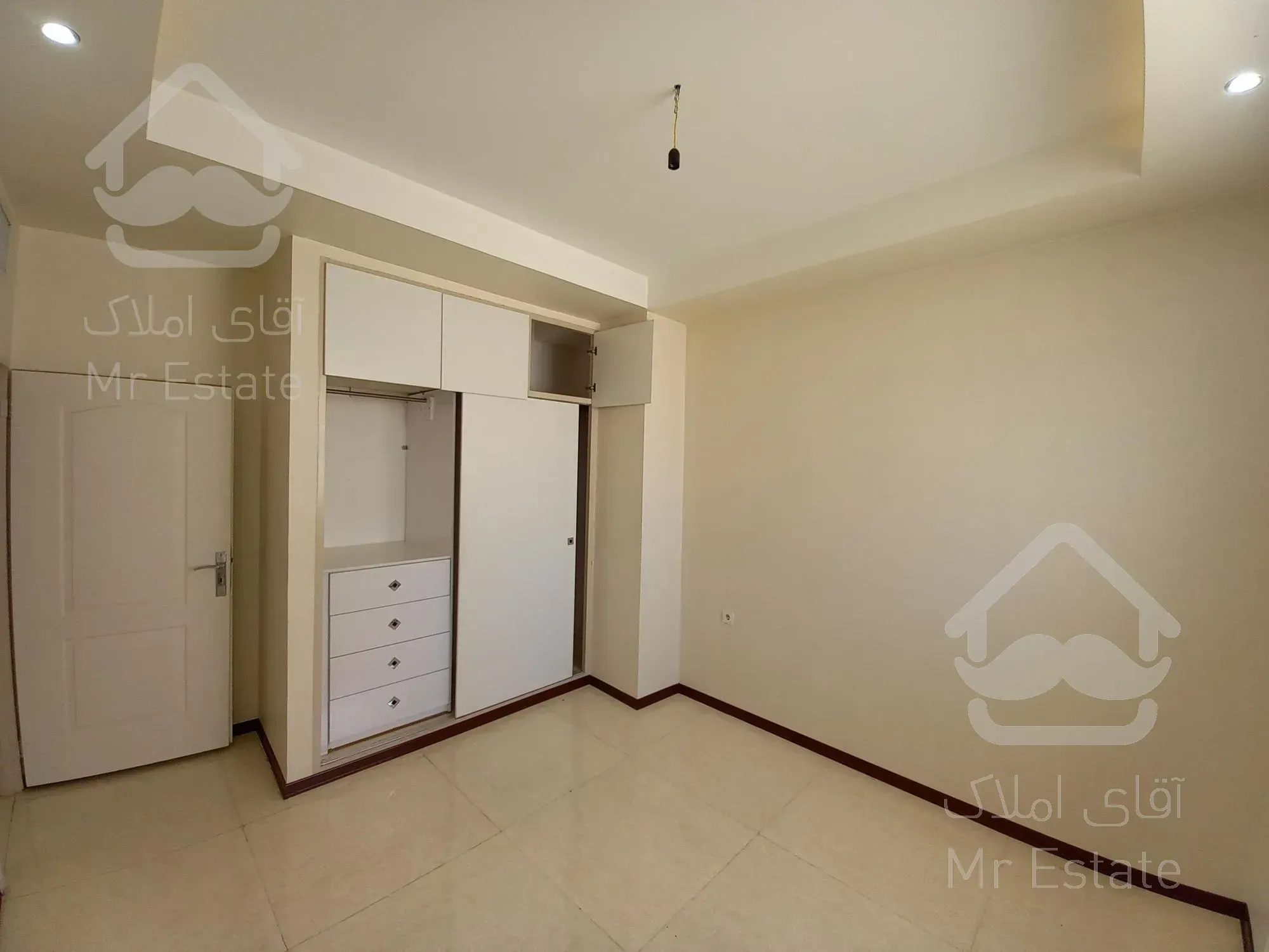 آپارتمان،۱۶۸متر،سه خوابه،گلشهر