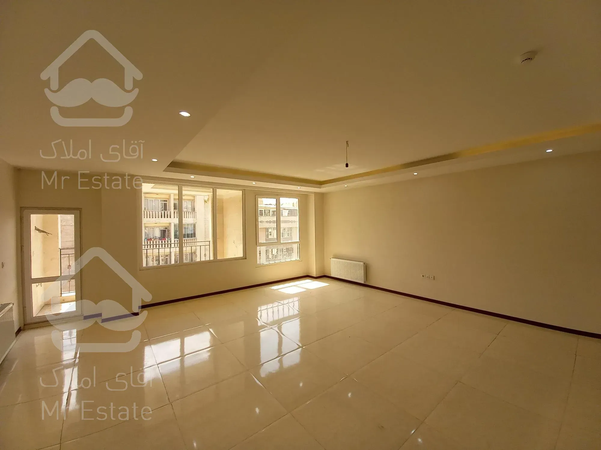 آپارتمان،۱۶۸متر،سه خوابه،گلشهر