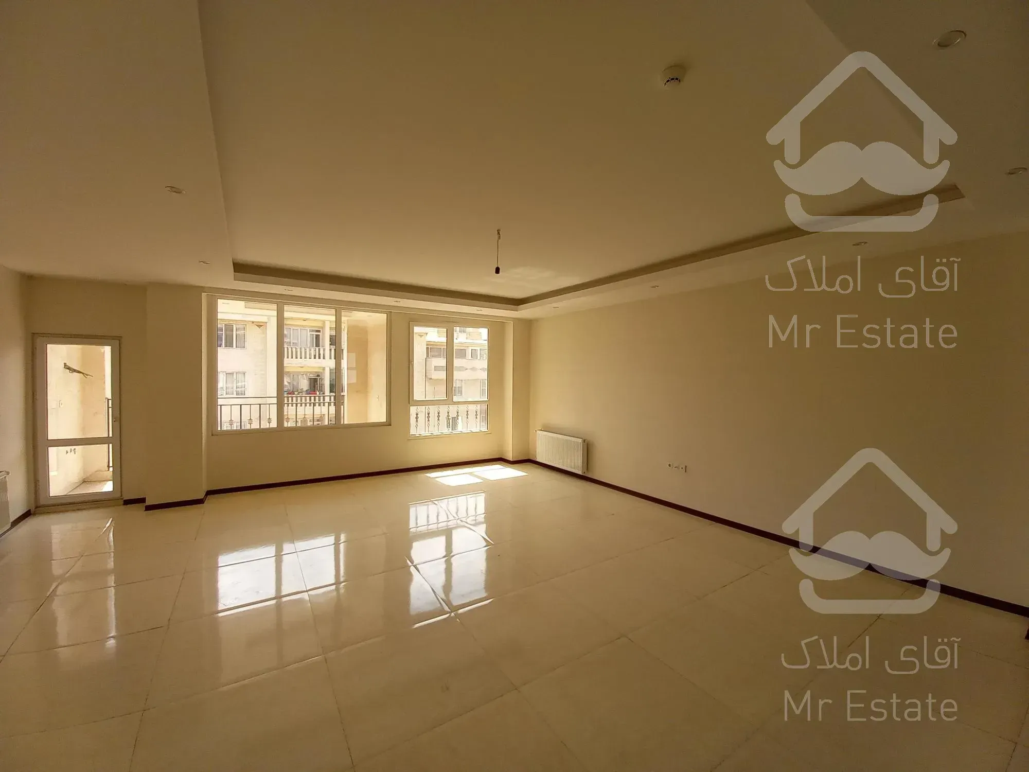 آپارتمان،۱۶۸متر،سه خوابه،گلشهر