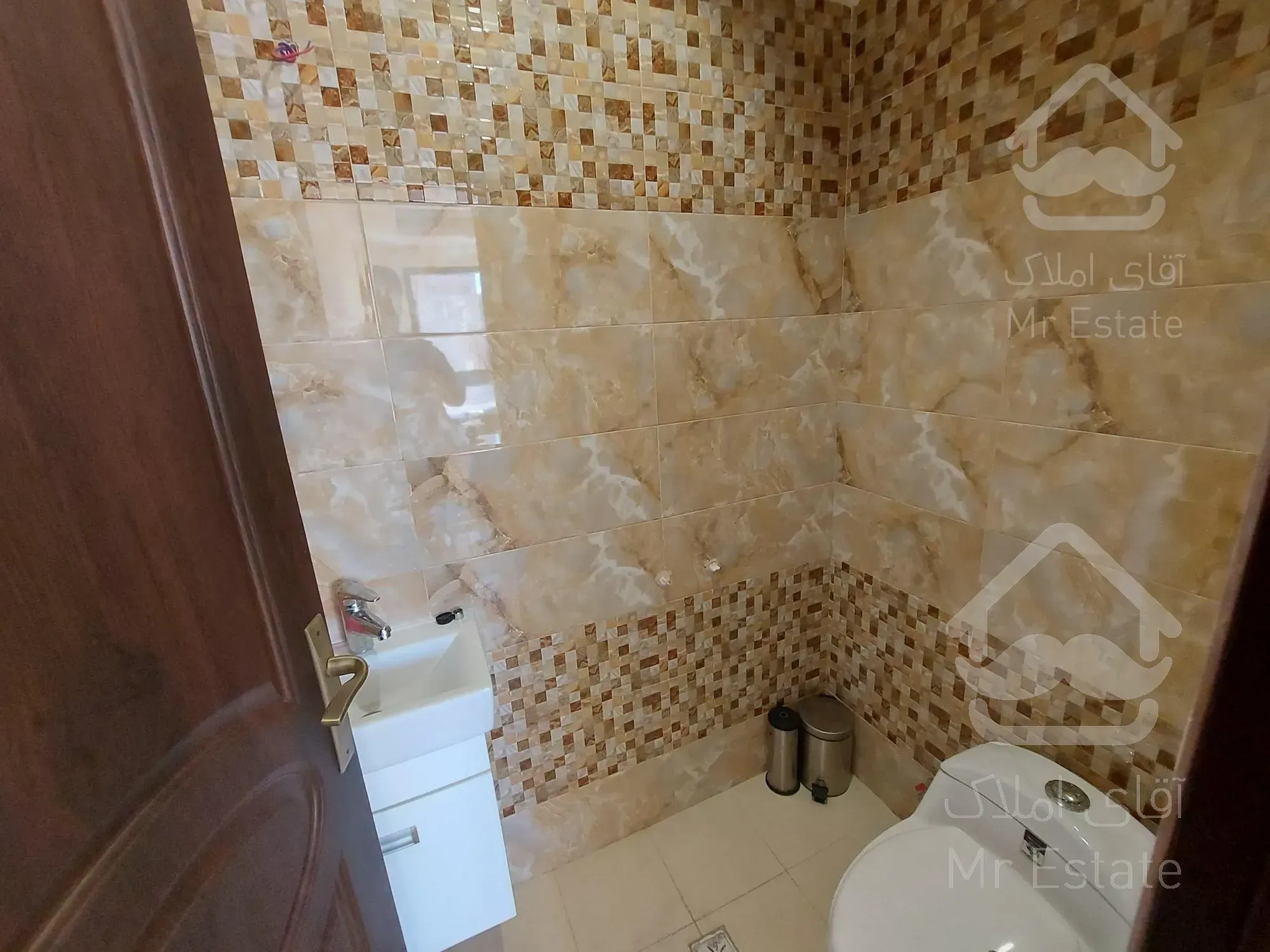 فروش موقعیت اداری ۷۶متر ۱اتاق قائم مقام