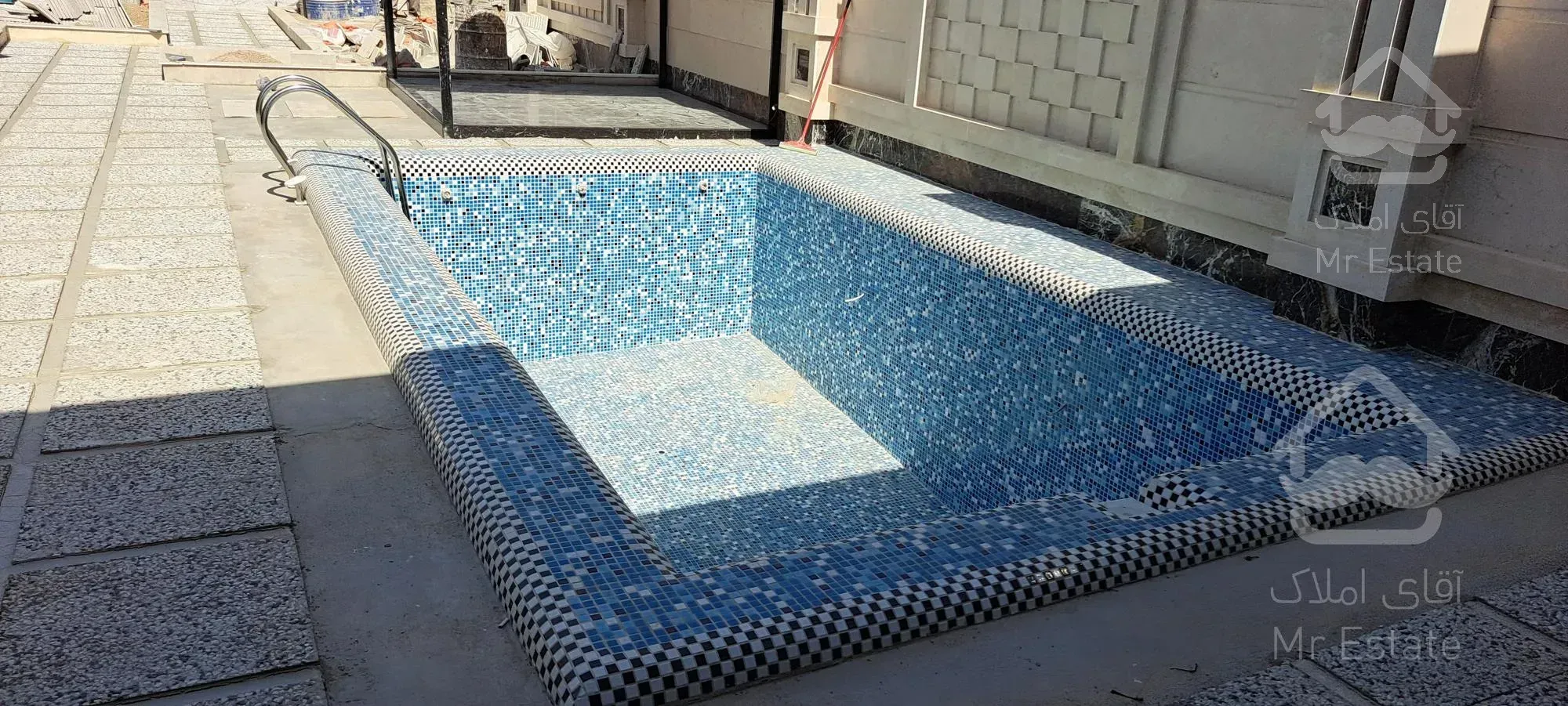 کاشی کاری ،سرامیک کاری استخر جکوزی