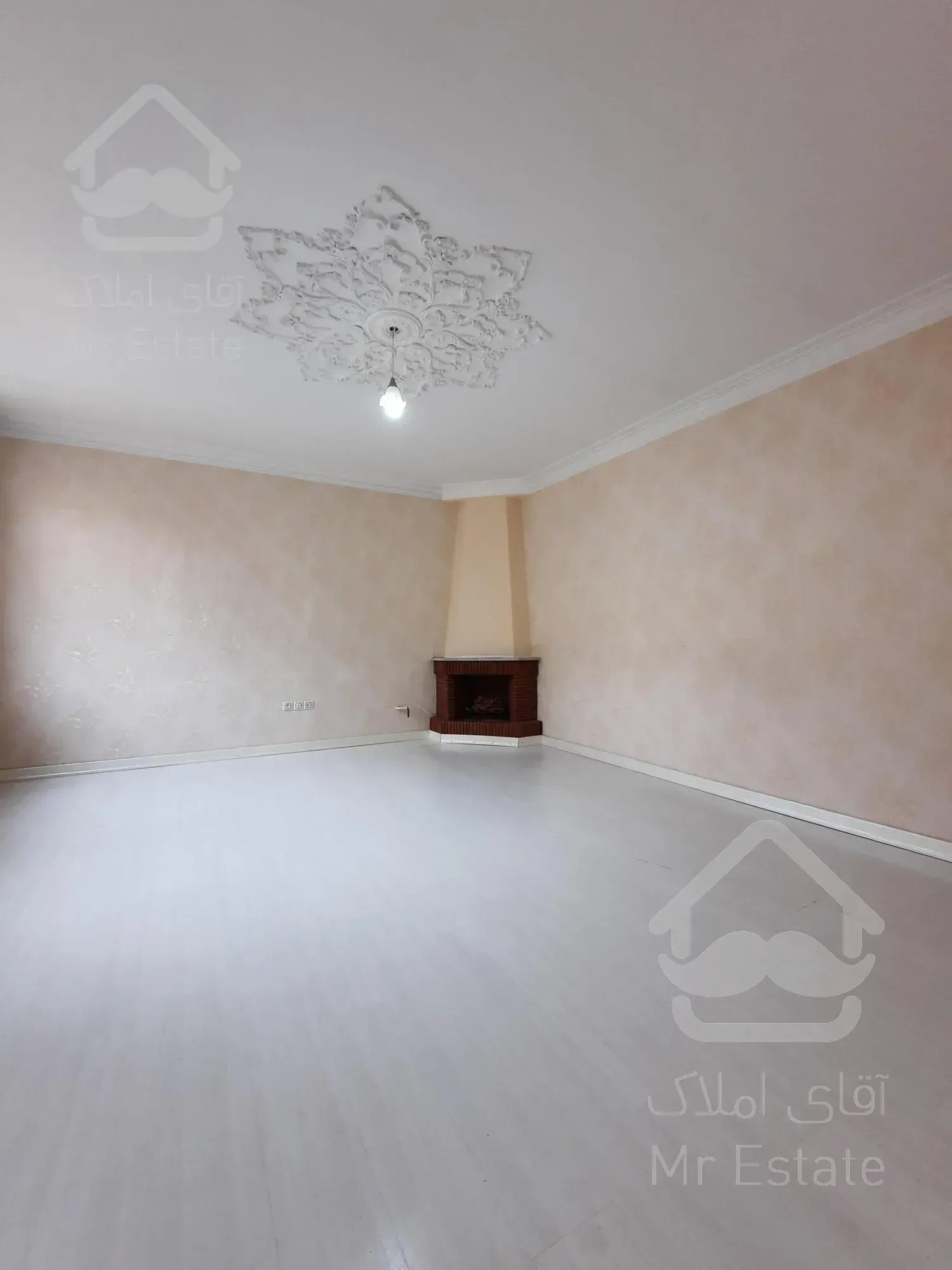 سهروردی شمالی ۱۳۰متر/دوخواب/فول‌ بازسازی/قیمت زیر منطقه