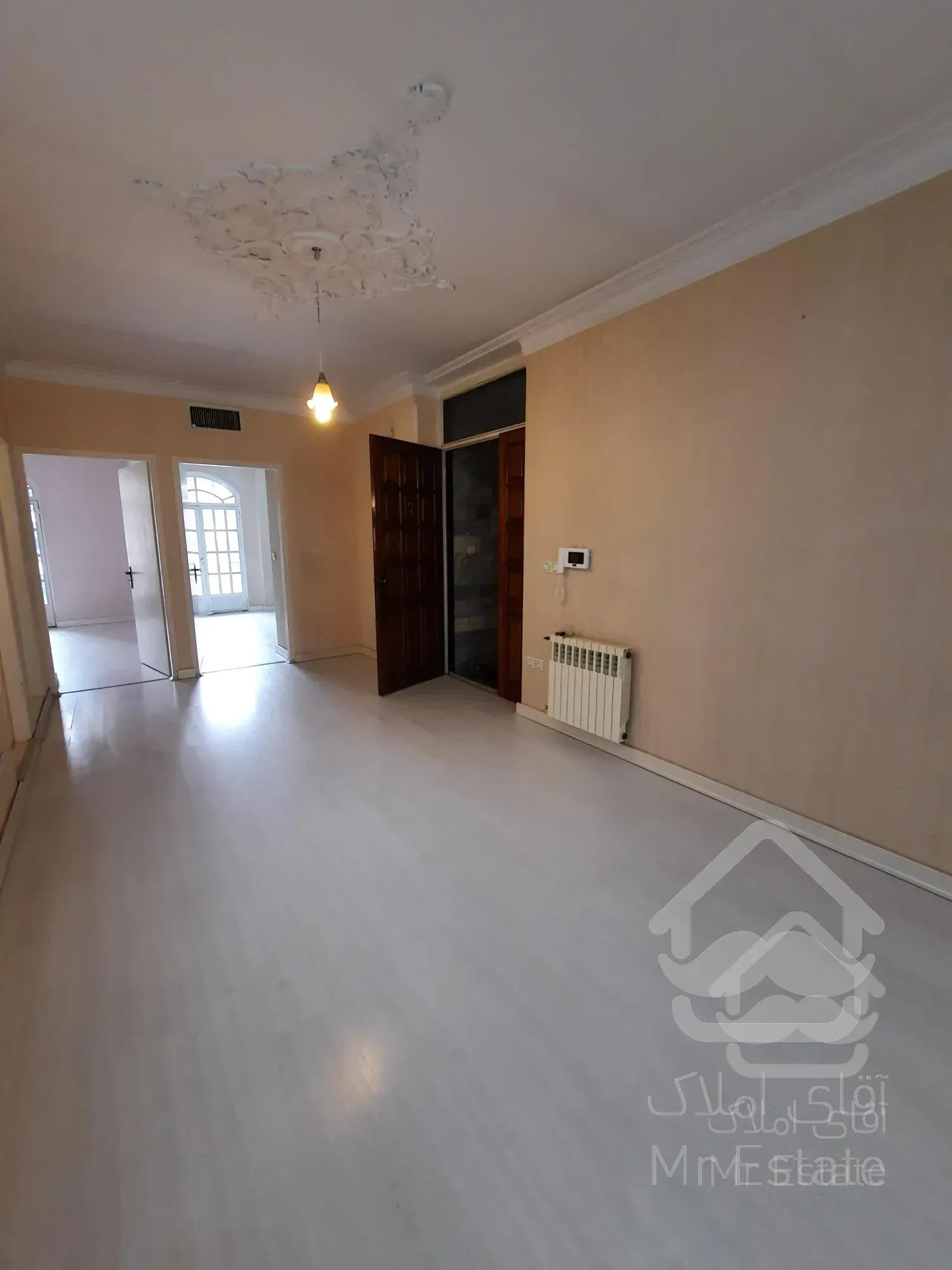 سهروردی شمالی ۱۳۰متر/دوخواب/فول‌ بازسازی/قیمت زیر منطقه