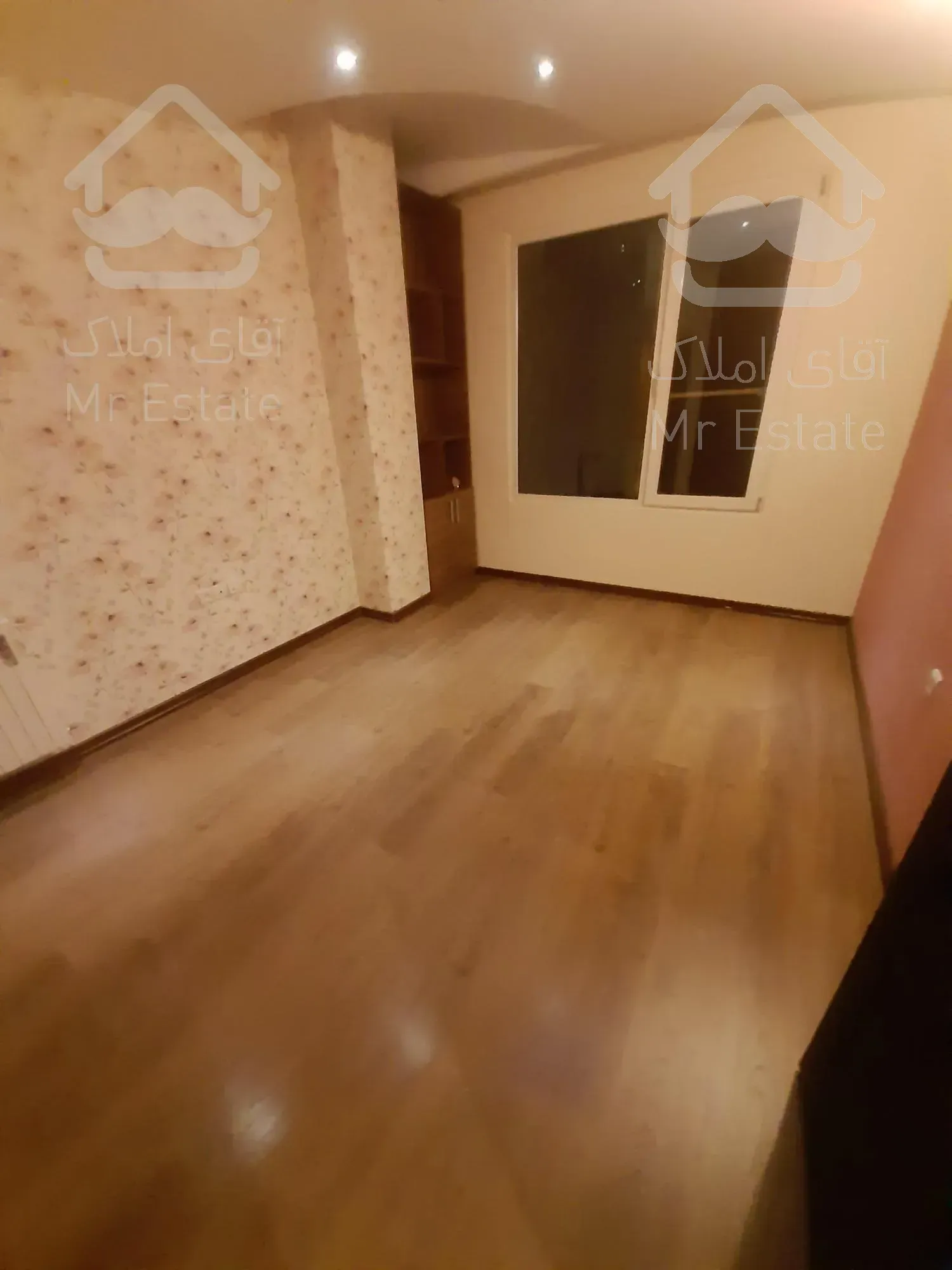 مرزداران(۱۳۵متر۳خواب ۴ساله)