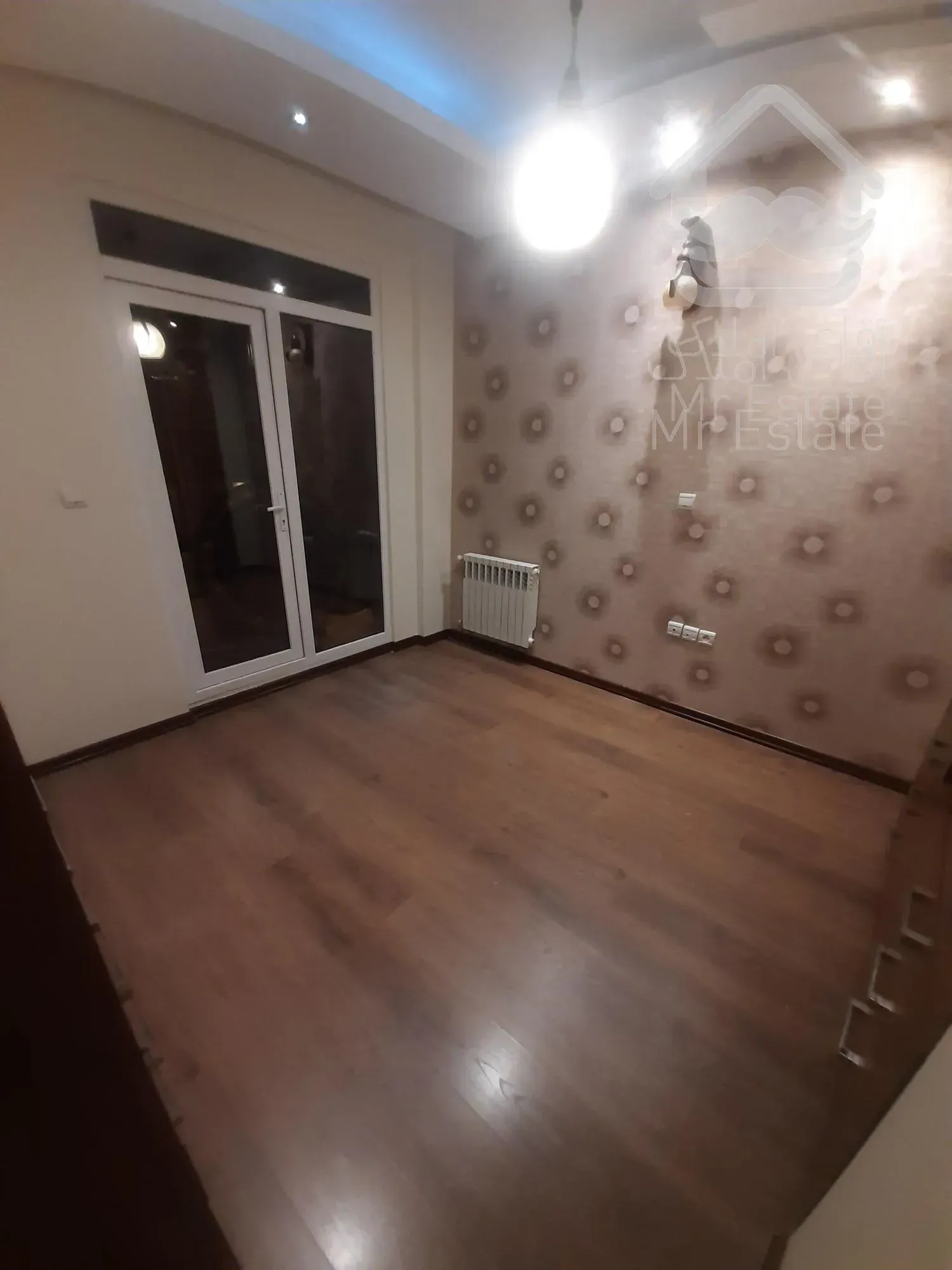 مرزداران(۱۳۵متر۳خواب ۴ساله)