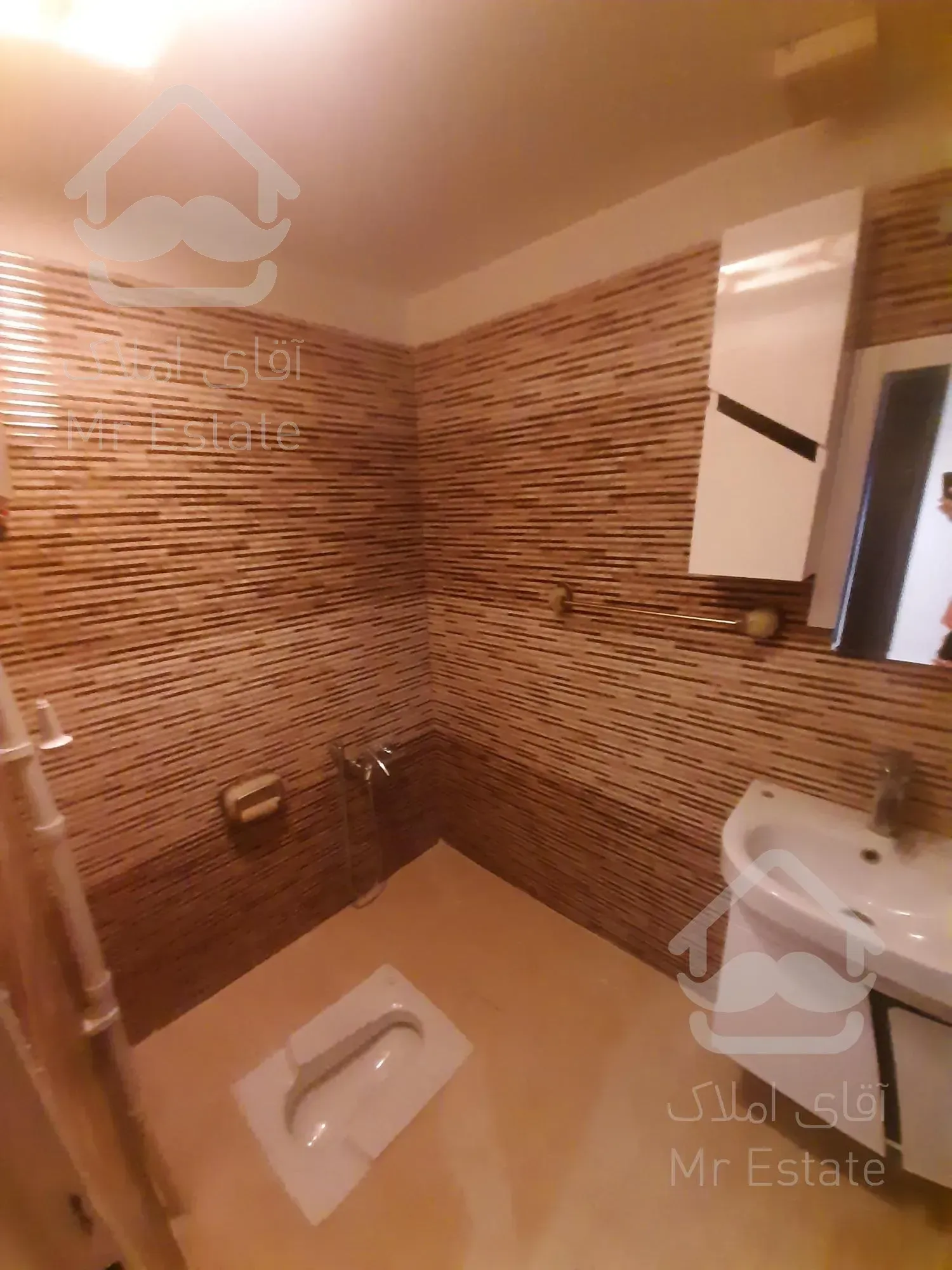 مرزداران(۱۳۵متر۳خواب ۴ساله)