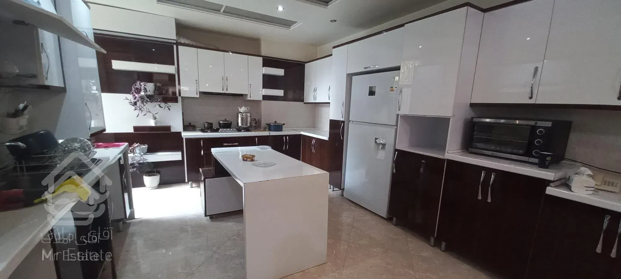 ویلایی ۳۰۰متر شریعتی قلهک