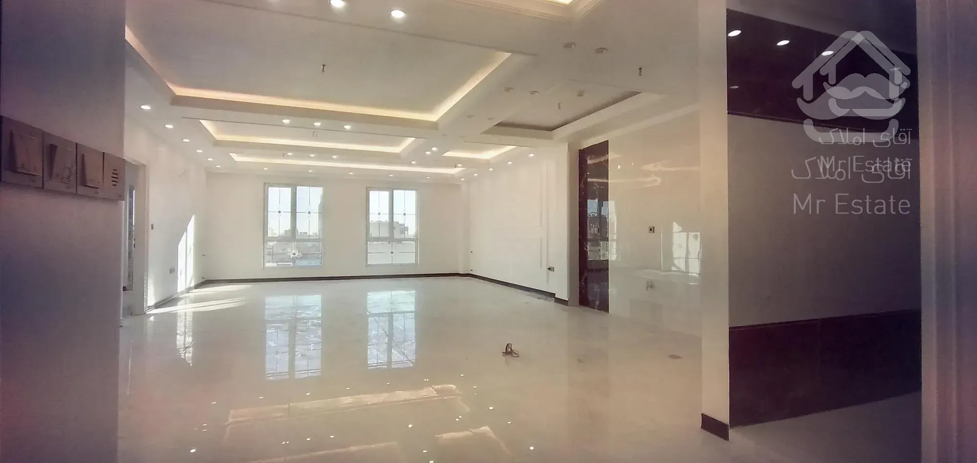 فروش آپارتمان ۱۴۰ متری ورامین کلید نخورده