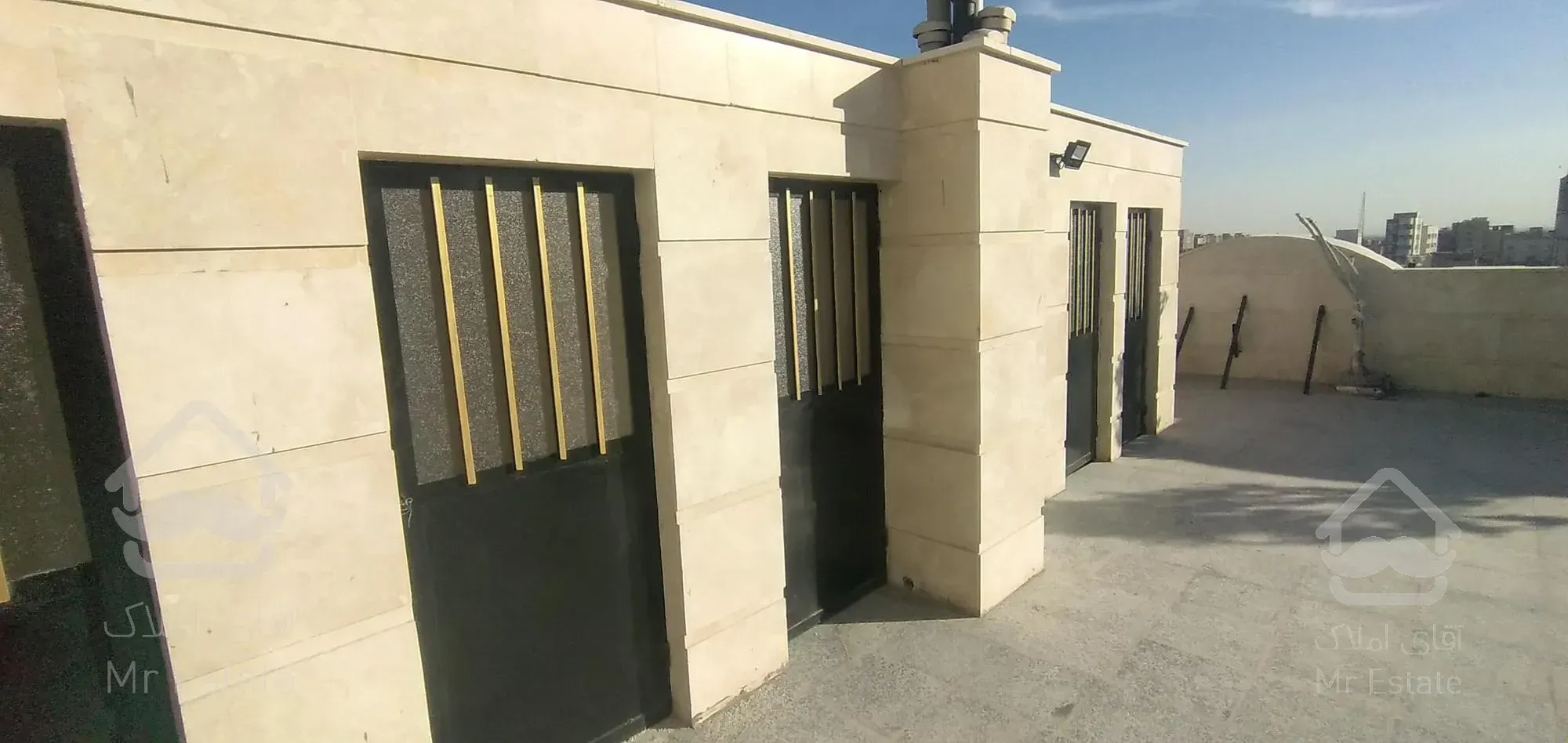 فروش آپارتمان ۱۴۰ متری ورامین کلید نخورده