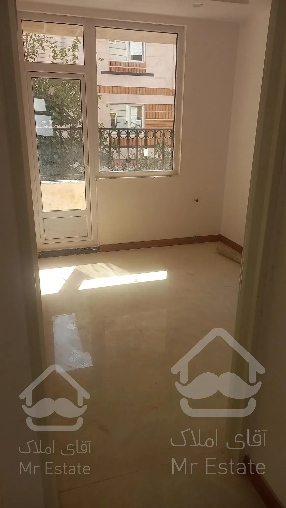 آپارتمان نوساز دسترسی عالی ویو عالی