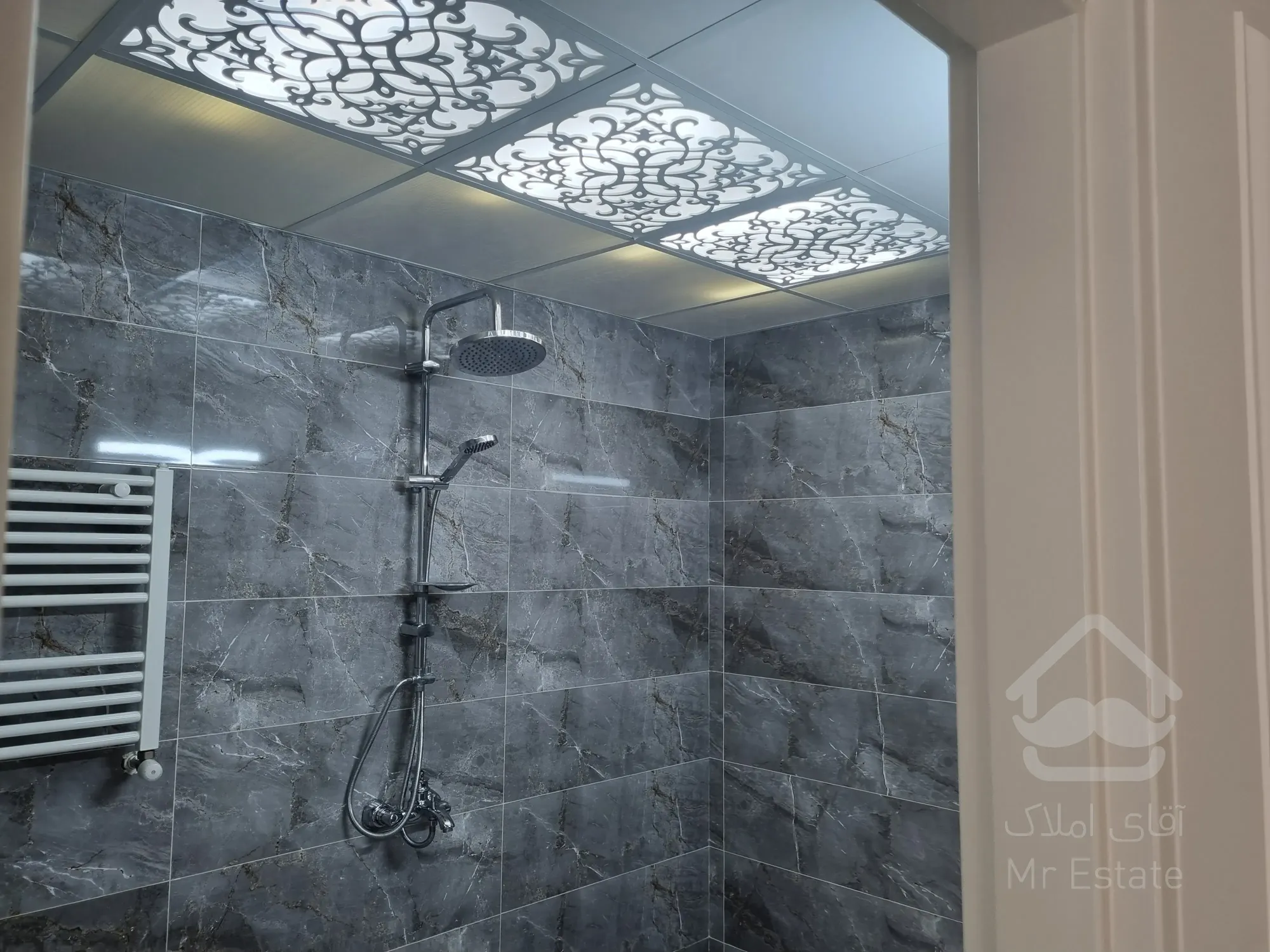 ۱۵۵ متر امانیه روبروی پارک ملت