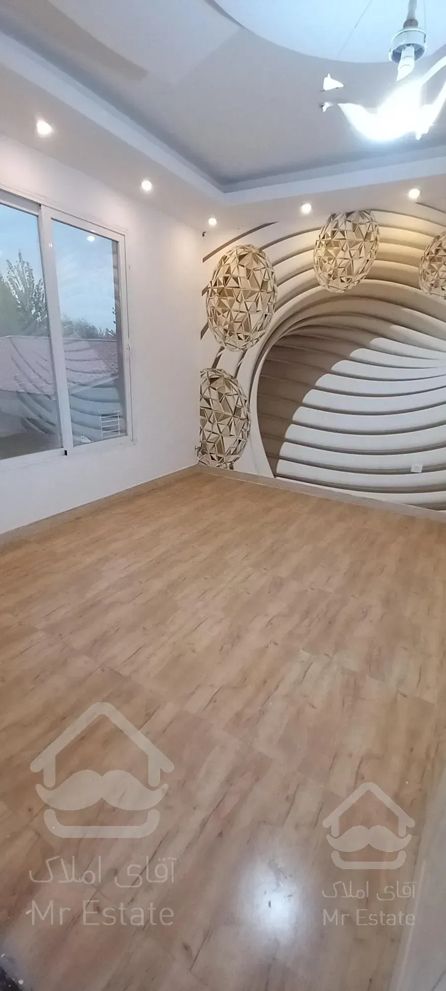 ویلا ۳۰۰متری در چمستان