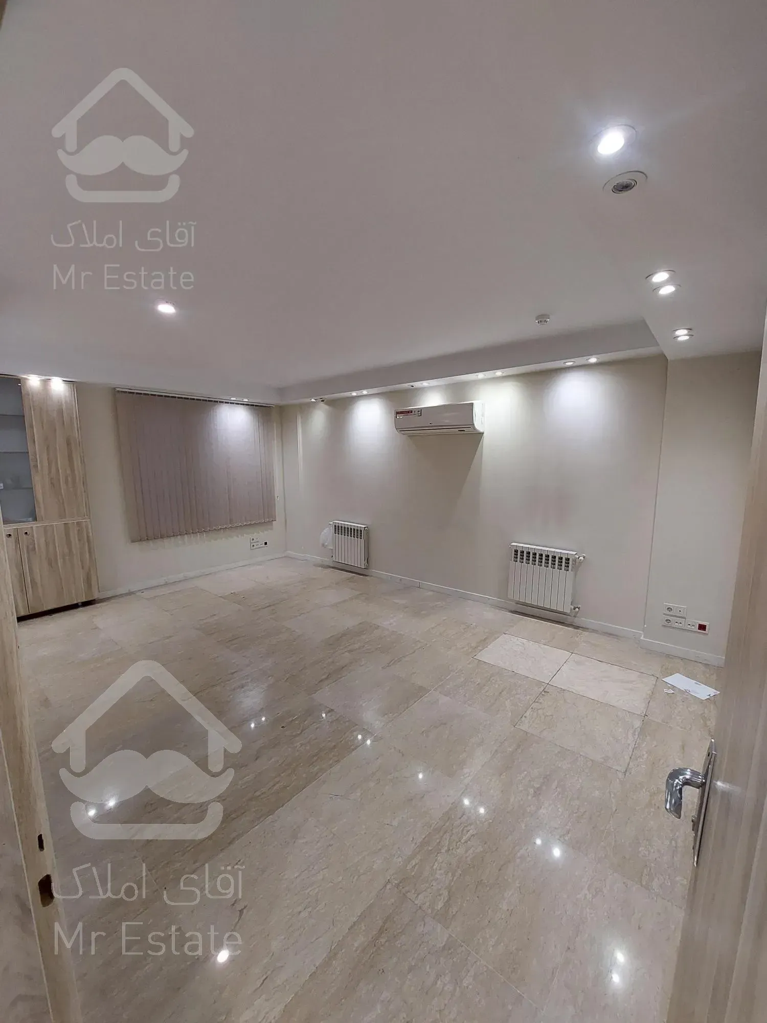 ۸۵ متر سند اداری نوساز عباس آباد