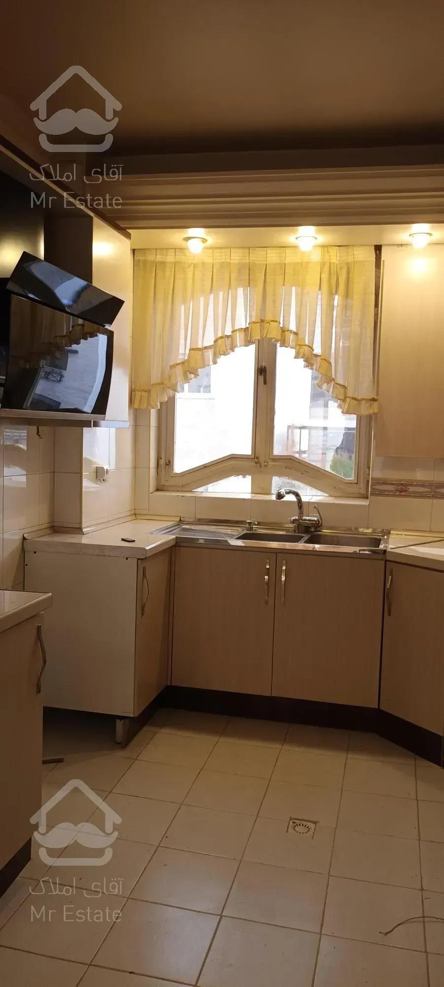 ۱۲۷متر ۳خواب تکواحدی زعفرانیه