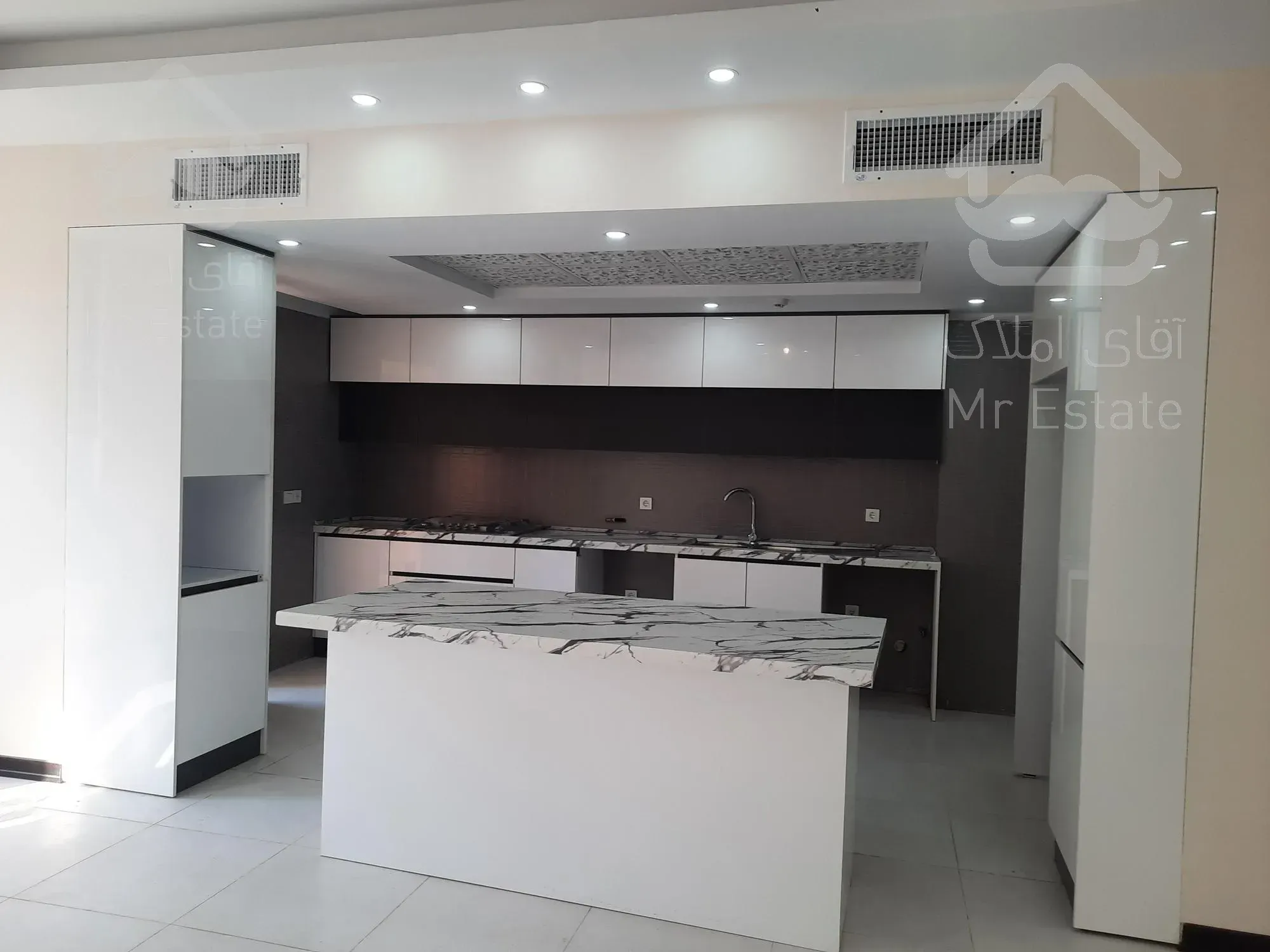 فروش واحد ۱۷۲متری