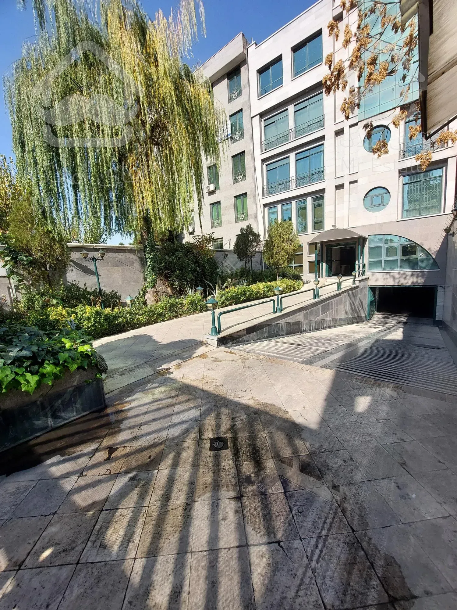 ۵۰۰ متر مستغلات موقعیت اداری ونک سئول