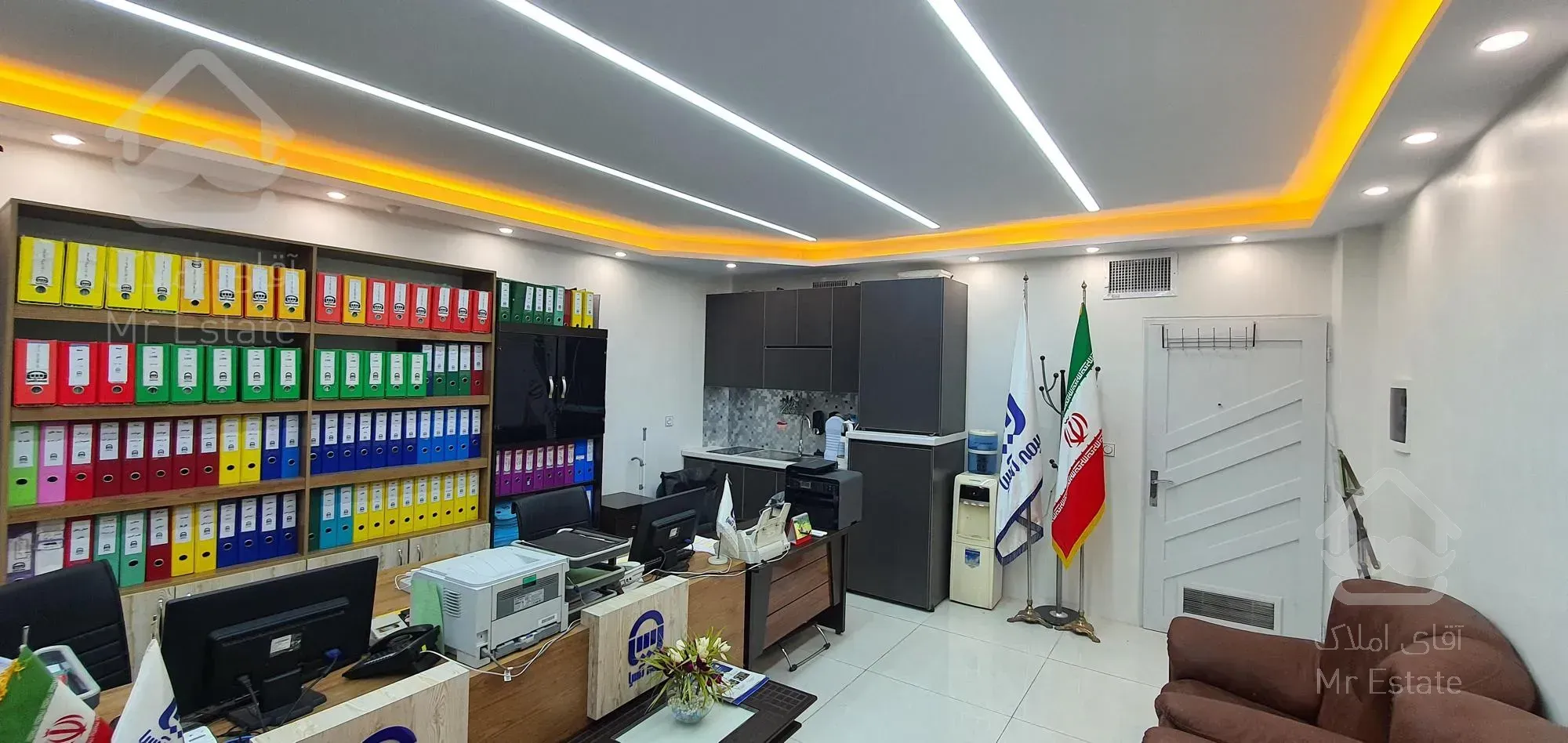 واحد ۴۲ متری سند تک برگ اداری در فلکه صادقیه