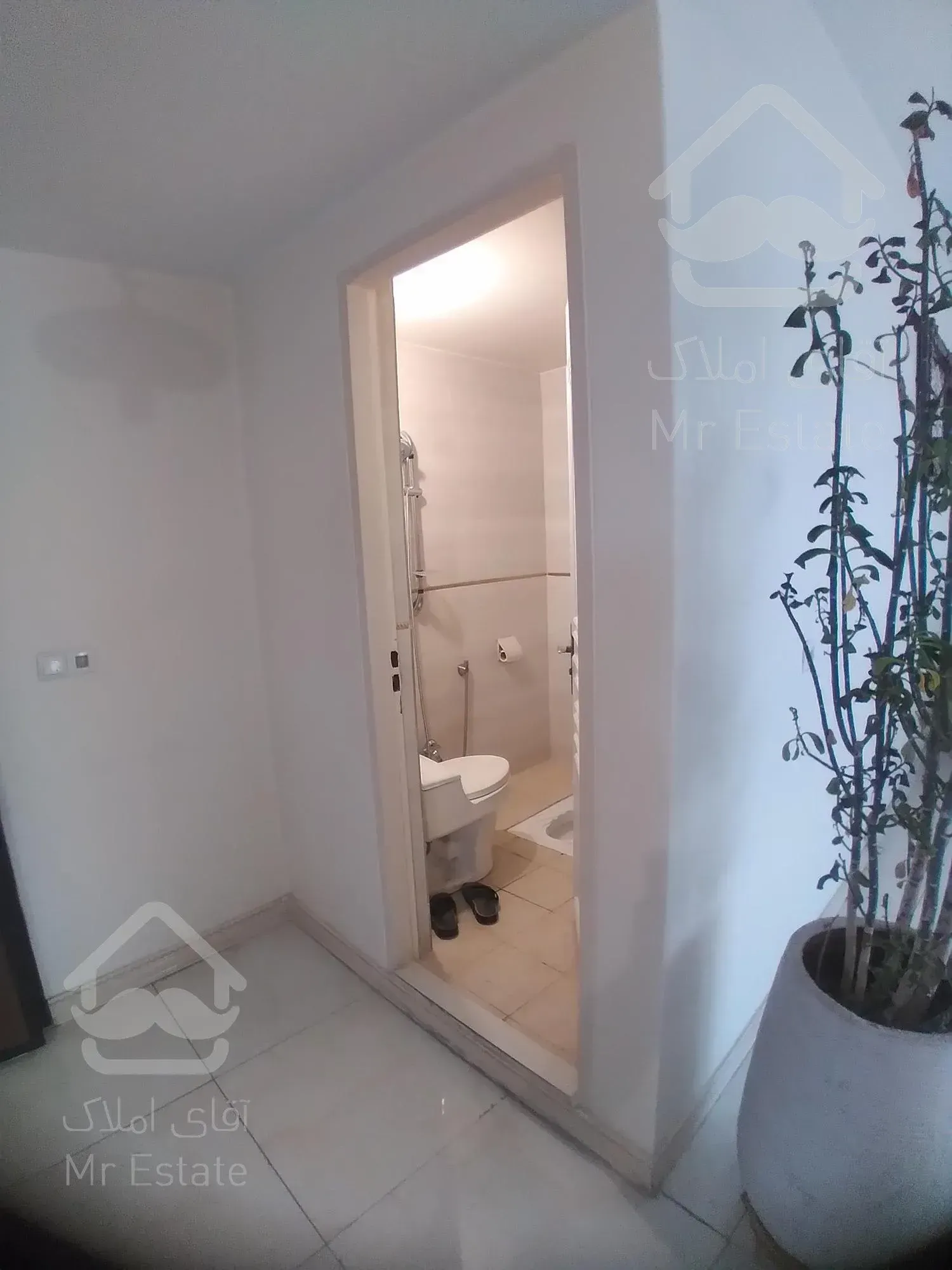 ۱۰۰ متر موقعیت اداری