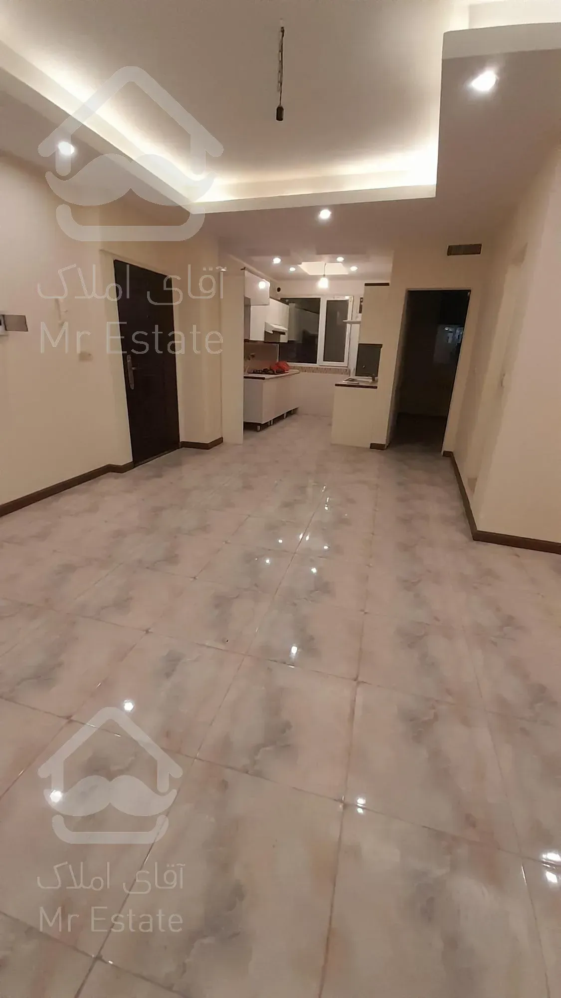 ۴۵ متر فول بازسازی