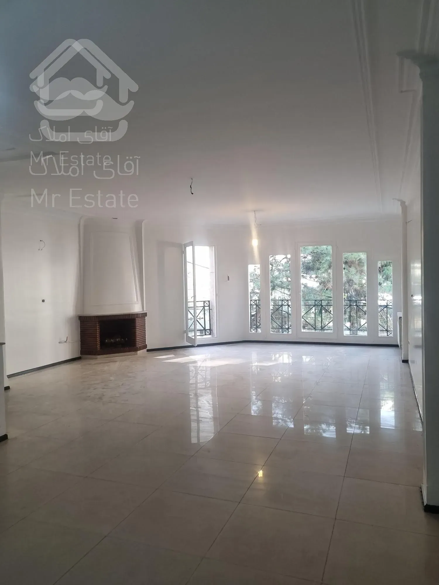 ۱۵۱ متر/ ۳ خواب/ فرمانیه شرقی دیباجی شمالی نوریان