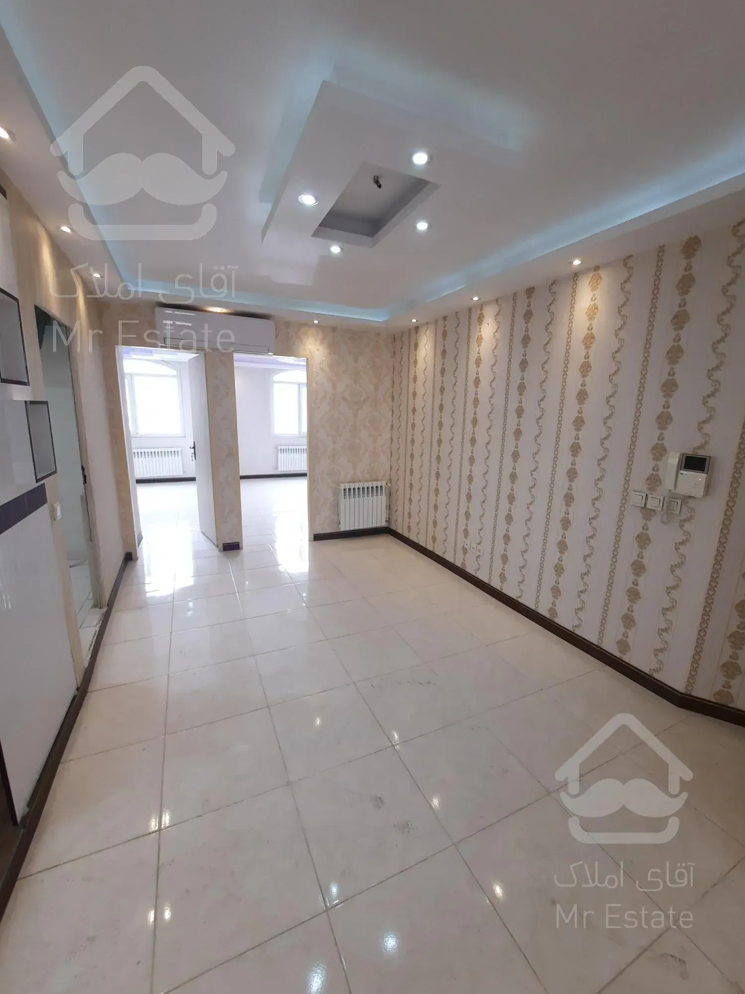 ۱۰۵متر آپارتمان ط۲ خوش نقشه غرق نور