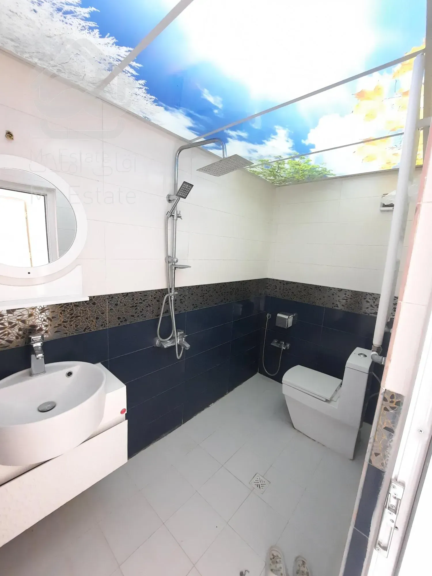 ۱۰۵متر آپارتمان ط۲ خوش نقشه غرق نور